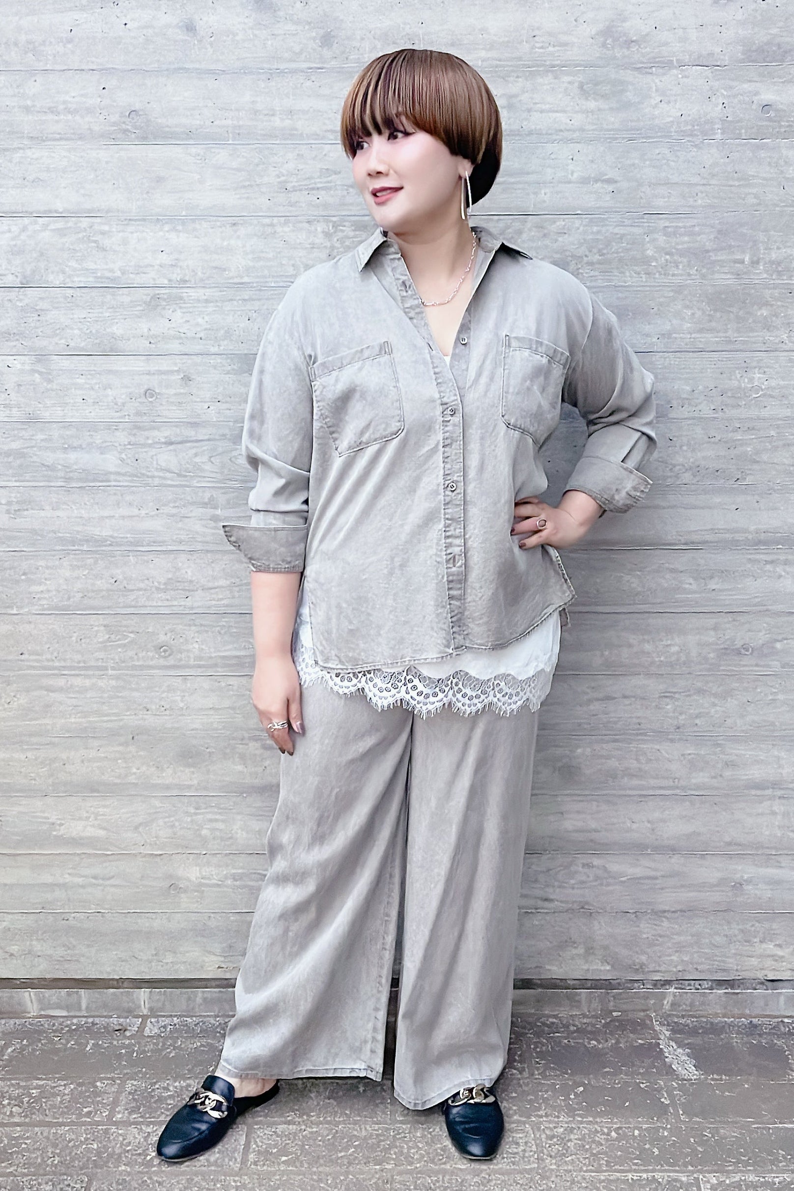 春トレンドレースアイテム4選〈レースアシメントリーキャミ〉