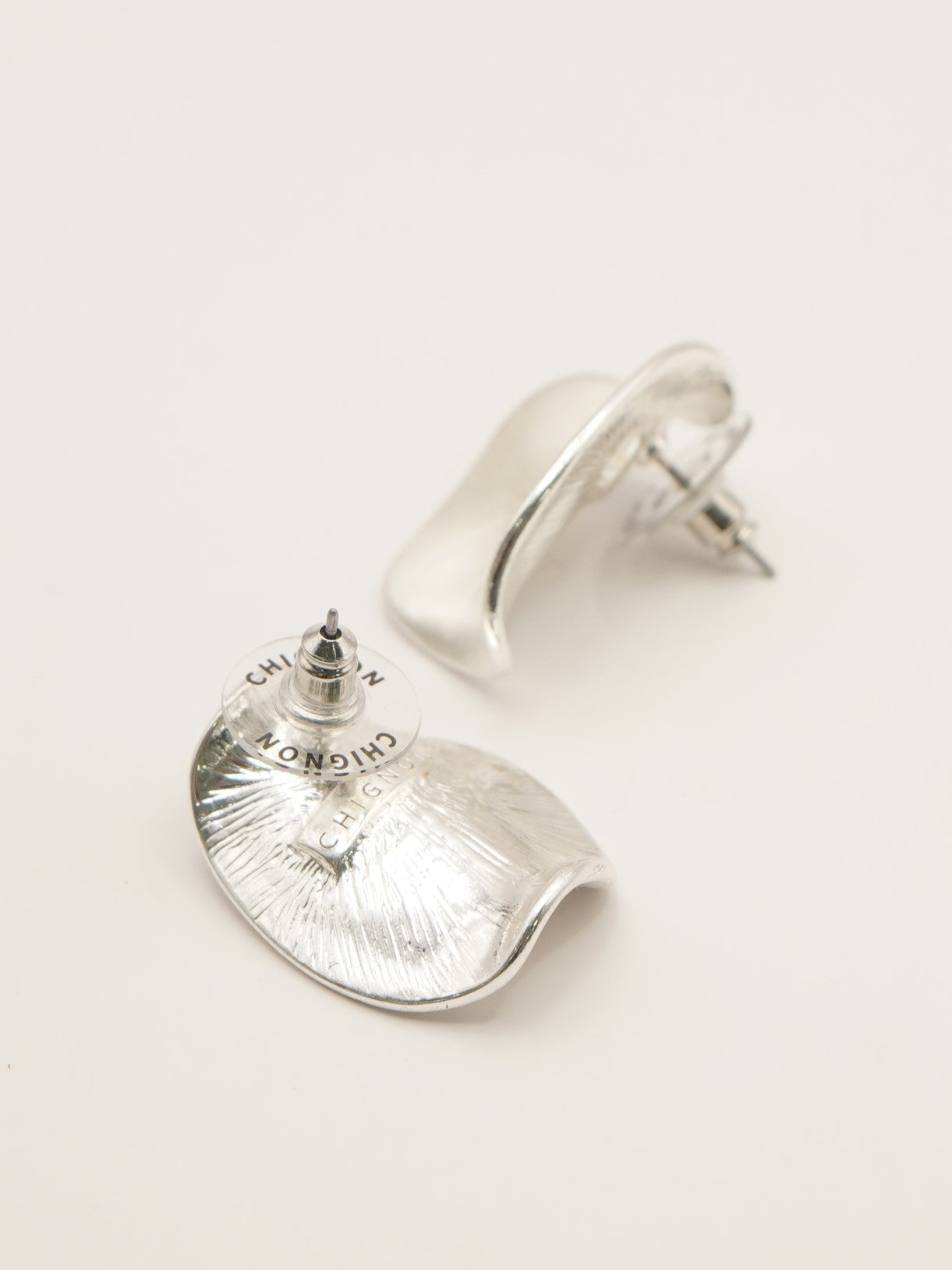 【CHIGNON】ヘアラインニュアンスピアス/0061-122RT