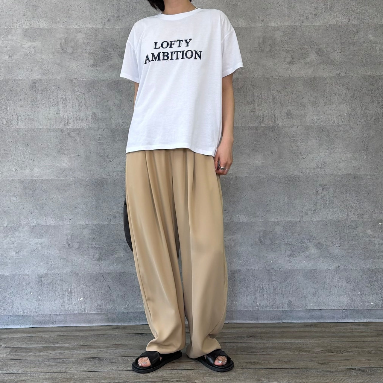 【Anna Kerry】ホットフィックスロゴTシャツ/85261926