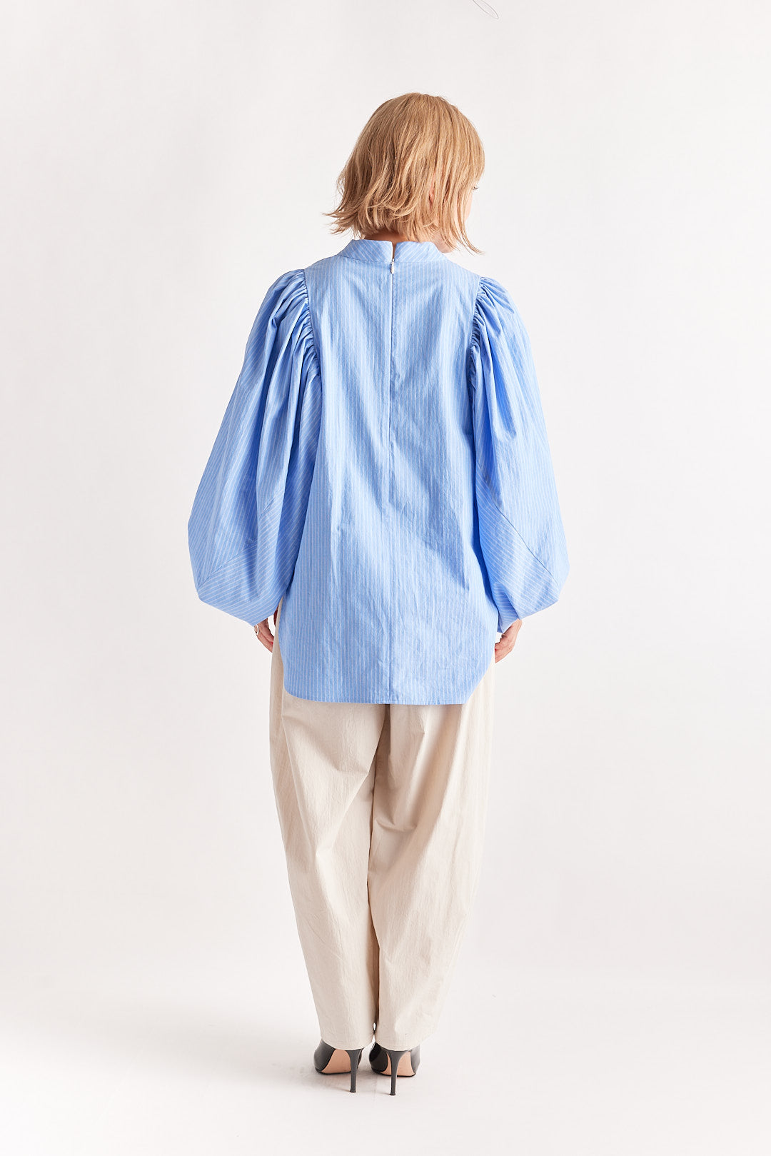 【STELLA CIFFON】コットンポプリンボリュームブラウス/ST1-26404