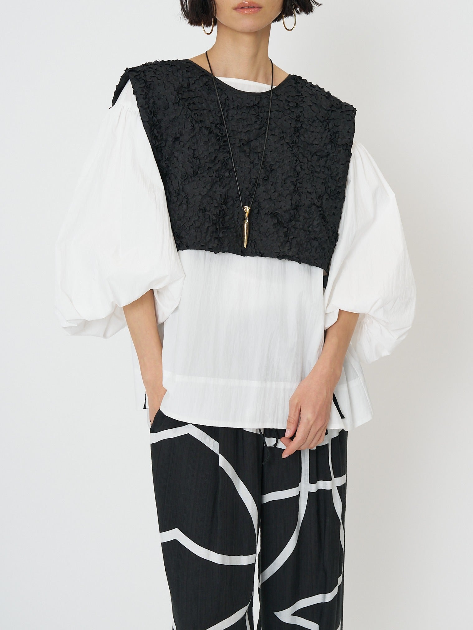 【CHIGNON】 バルーンスリーブブラウス/1261-033MK