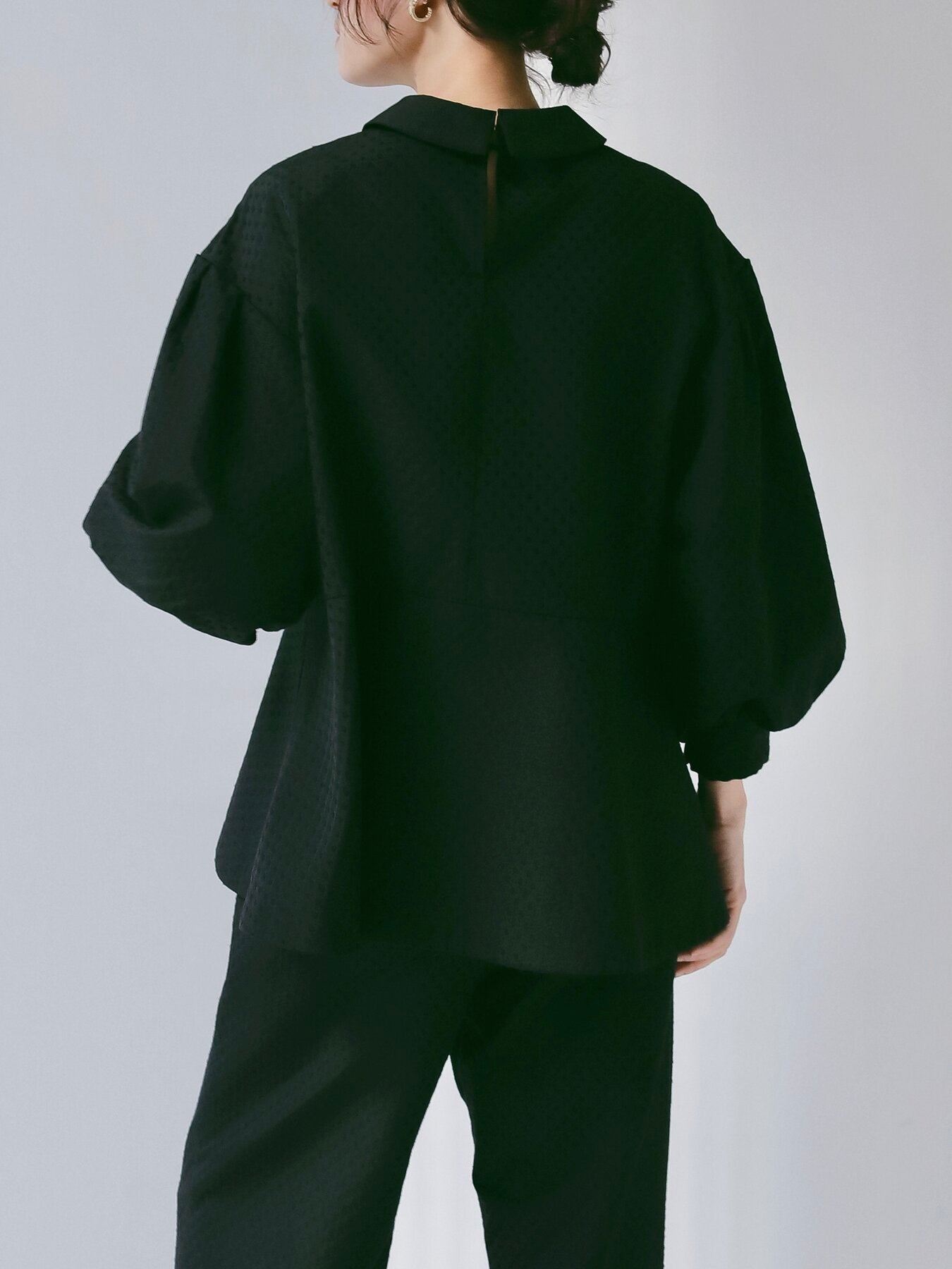 【CHIGNON】ドットジャカードペプラムプルオーバー/1266-611BZ