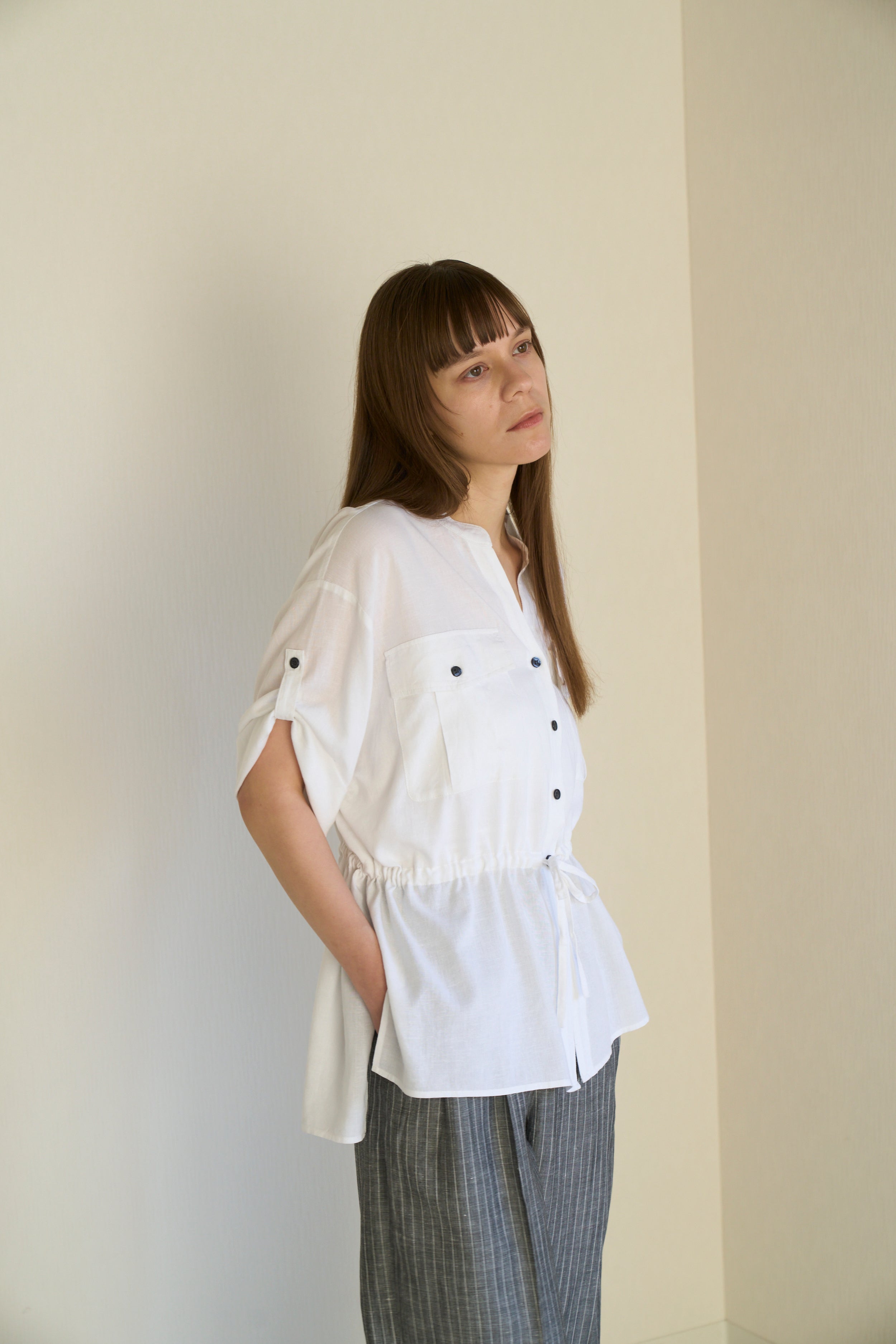 【Ordinary】スキッパーバンドカラーシャツ/BO26-513B