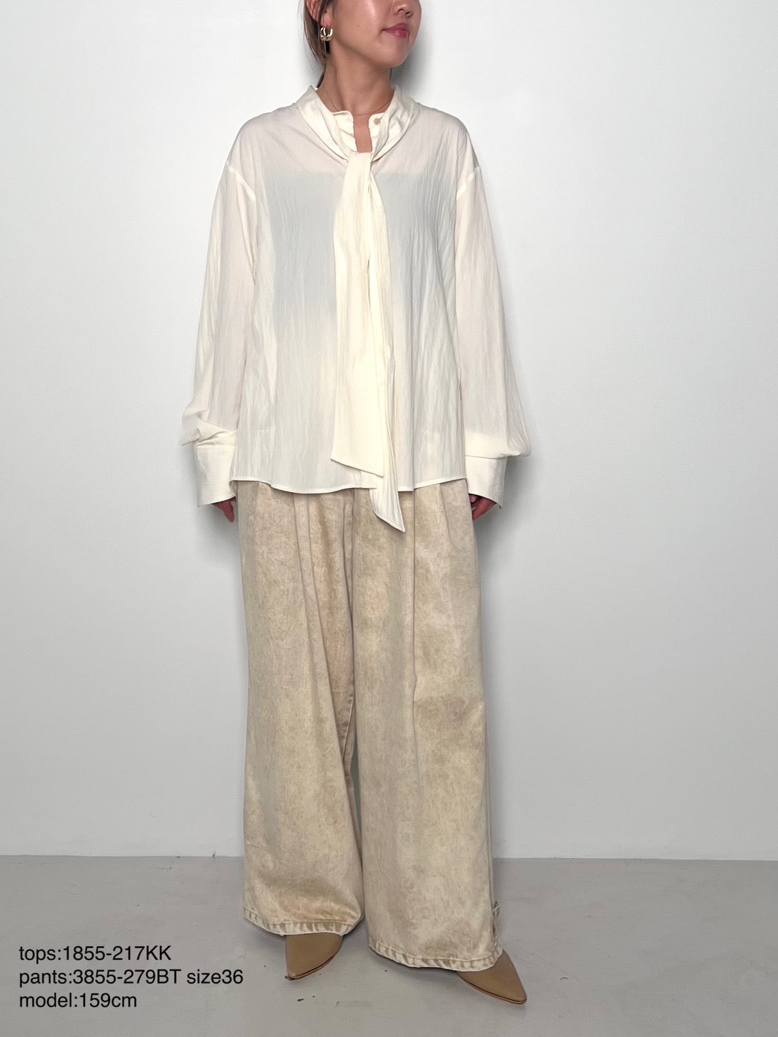 【CHIGNON】ボウタイカラーシャツ/1855-217KK