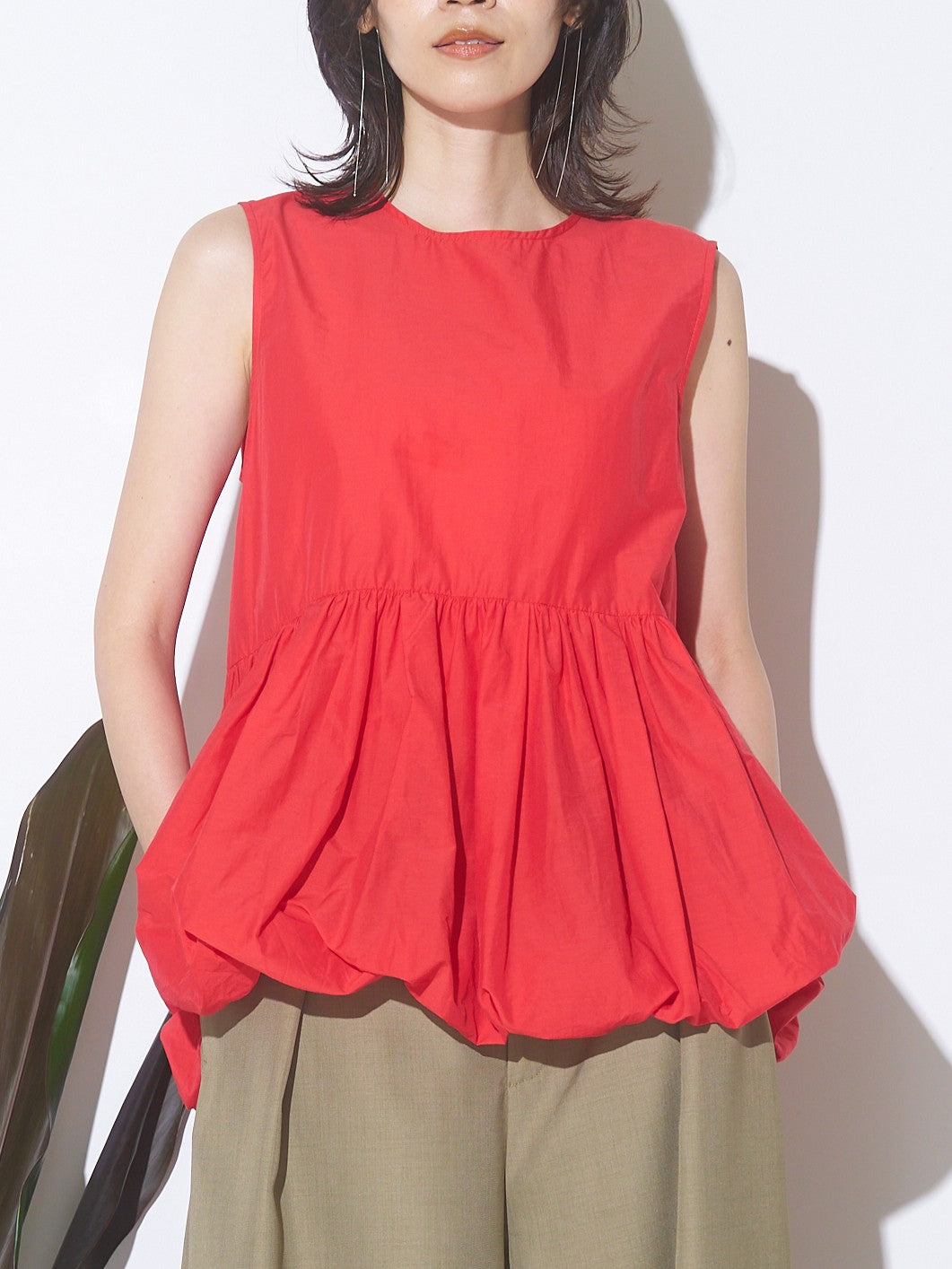 【CHIGNON】バルーンヘプラムブラウス/1862-316KK