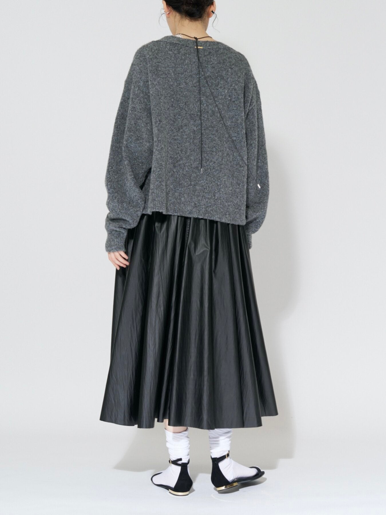 【CHIGNON】フェイクレザータックスカート/2764-038KK