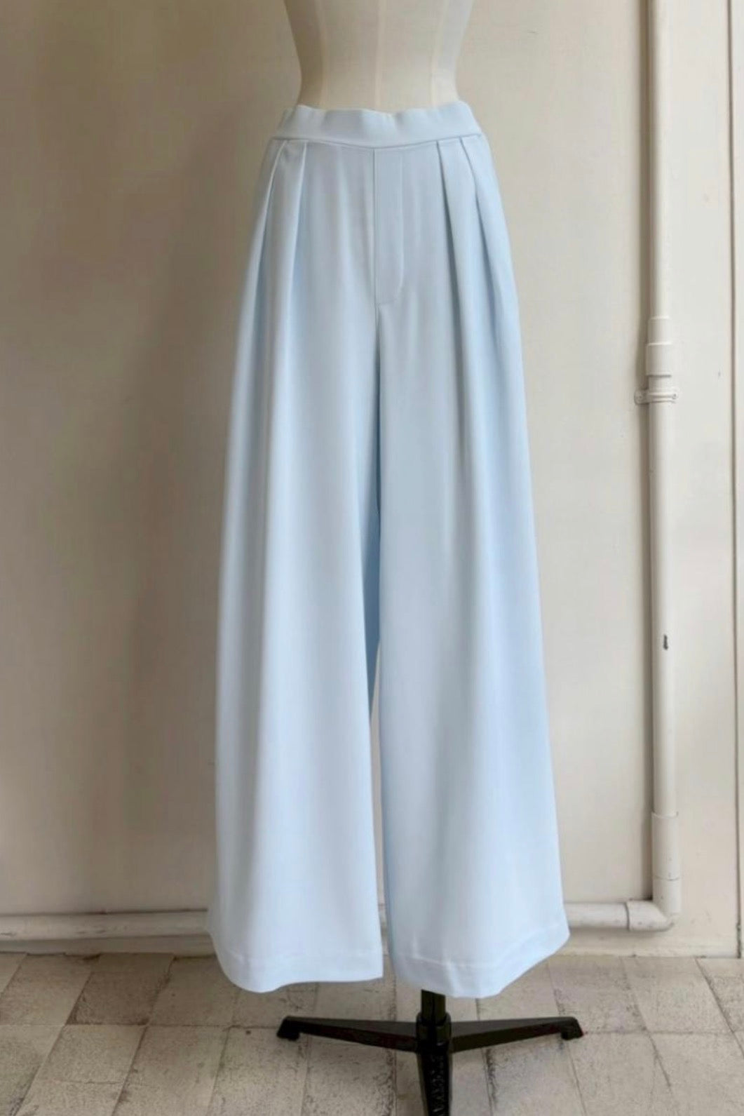 【再販・新色追加】【anana】着痩せハイウエストストレートパンツ/a92-027