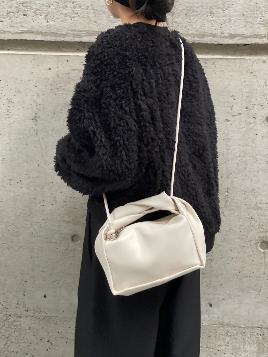 【AGAWD】ツイストバック/ 2417-921692