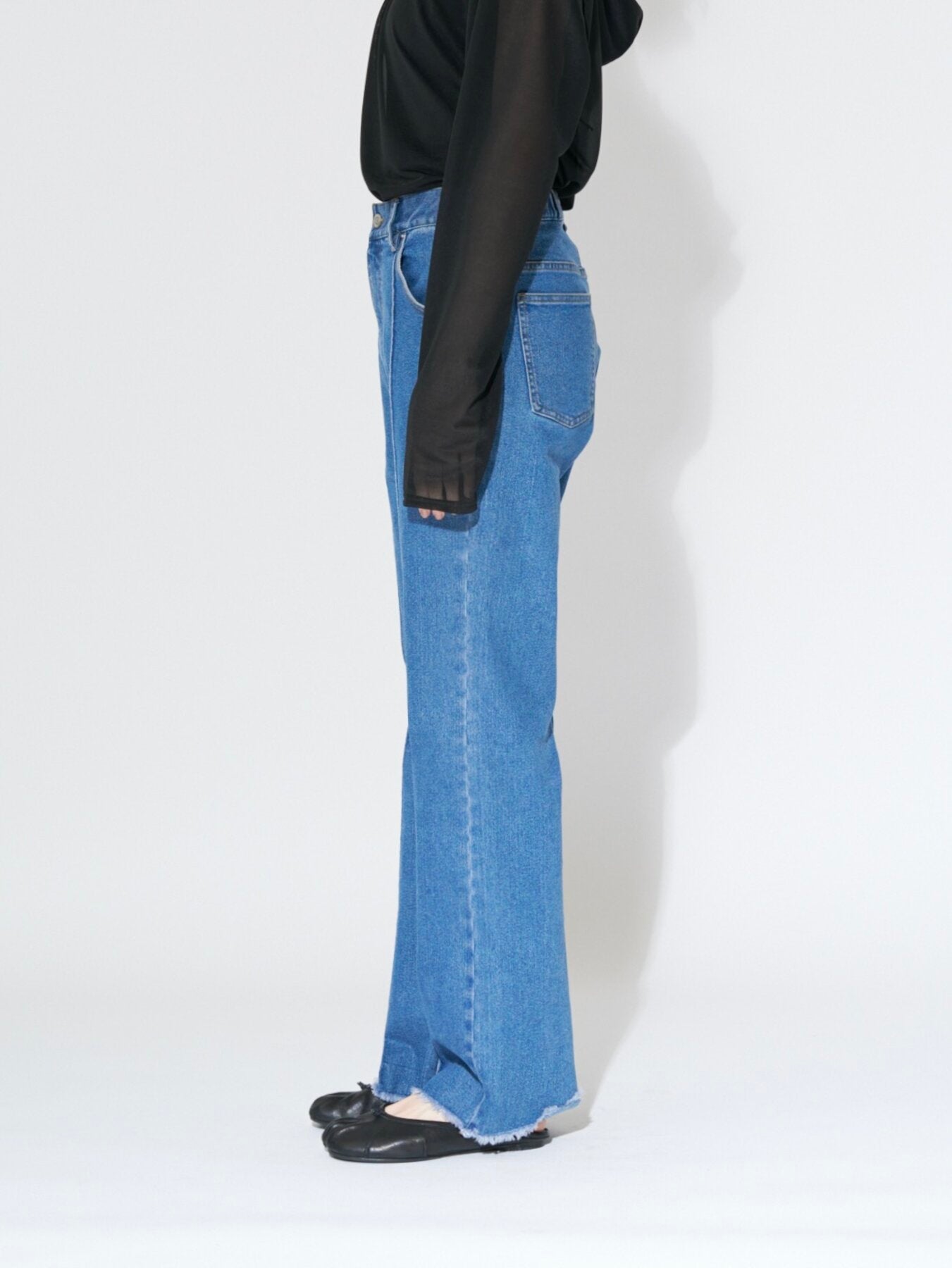 【CHIGNON】ウォッシュドデニムフレアパンツ/3264-105BT