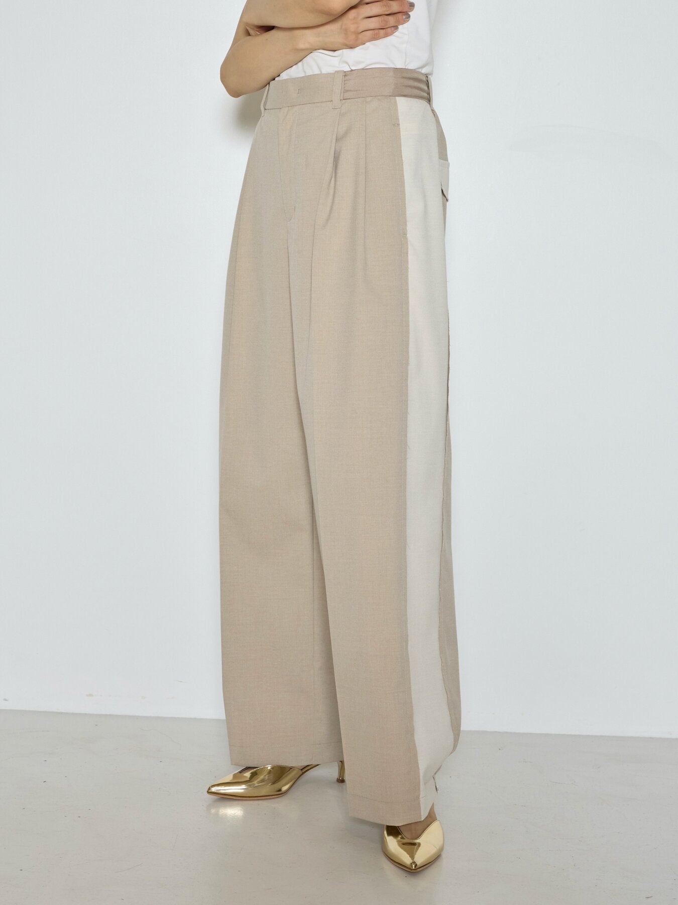 【CHIGNON】カットオフライン2タックスラックス/3265-309KK