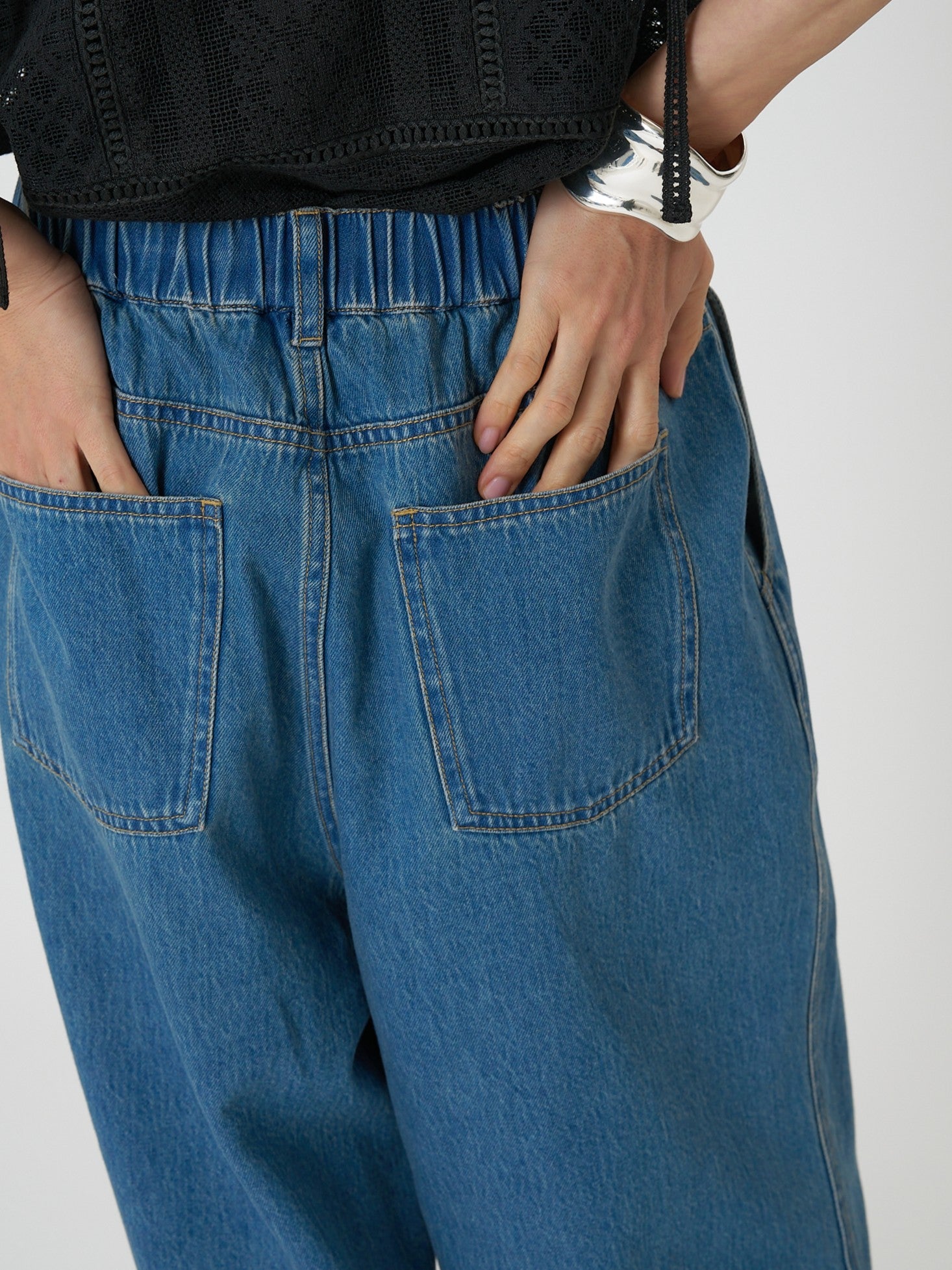 【CHIGNON】センターステッチデニムパンツ/3861-042BT