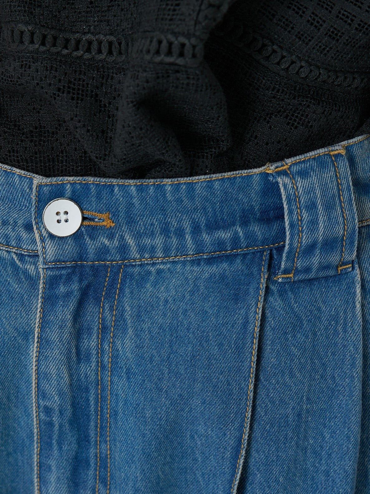 【CHIGNON】センターステッチデニムパンツ/3861-042BT