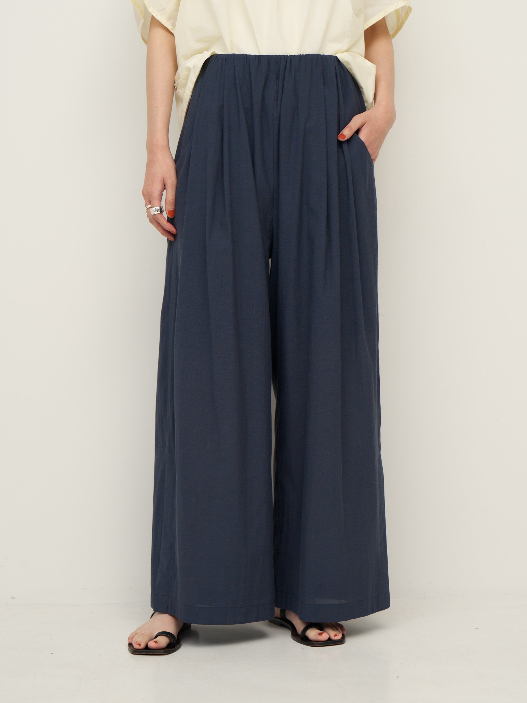 【CHIGNON】ウエストタックシアーワイドパンツ/3862-332MK
