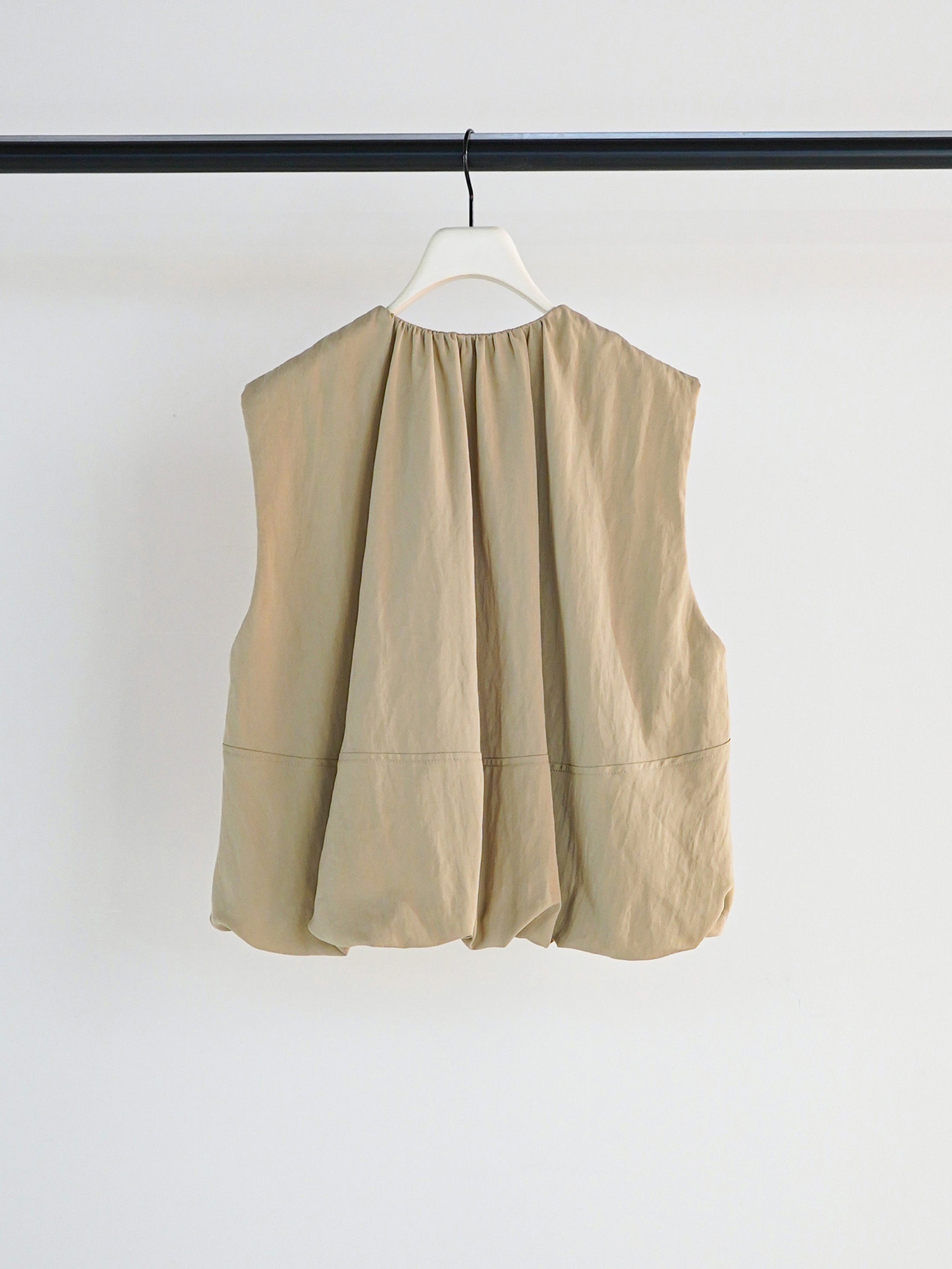 【CHIGNON】ダブルジップバルーンジレ/4261-025MK