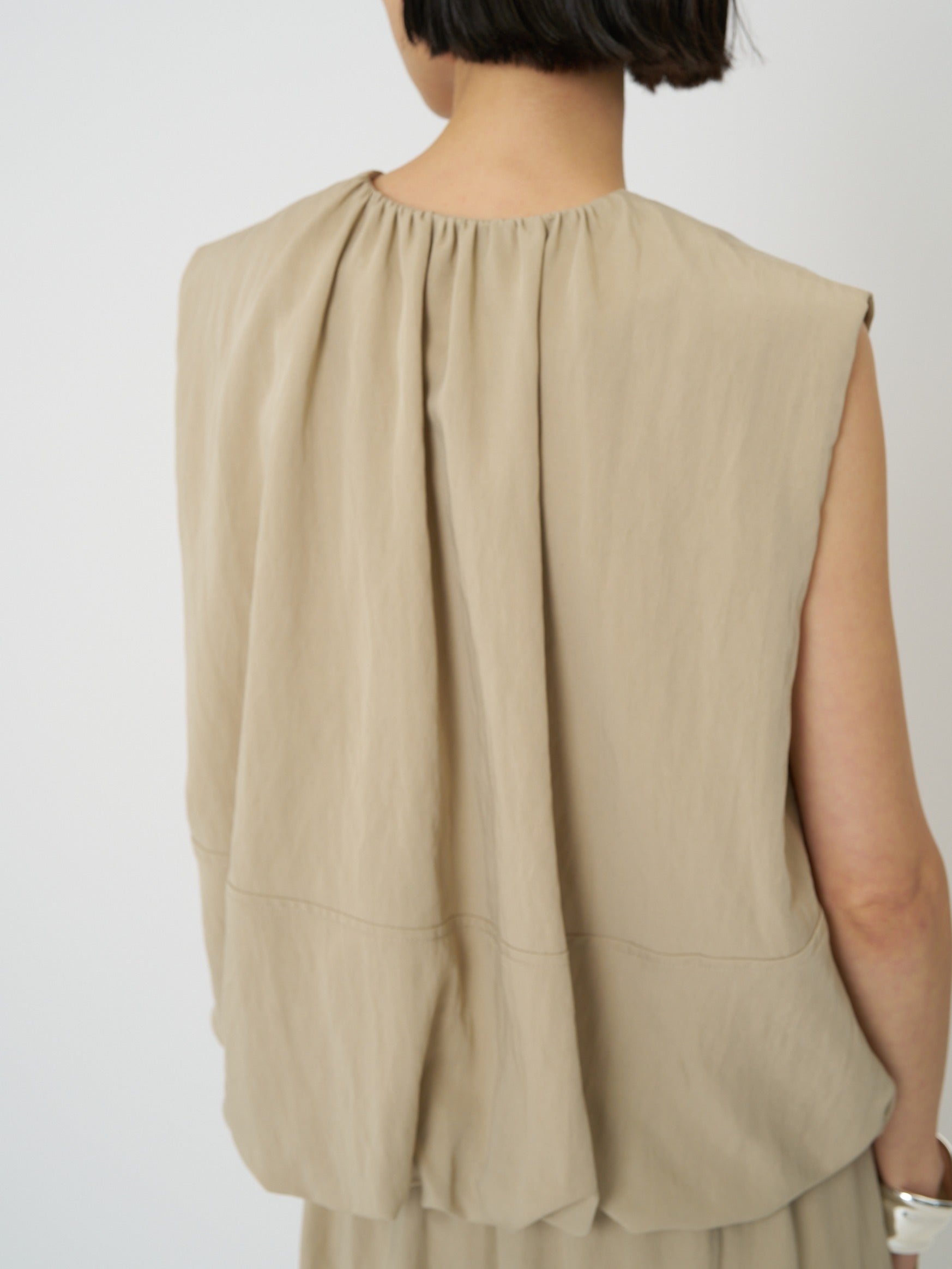 【CHIGNON】ダブルジップバルーンジレ/4261-025MK