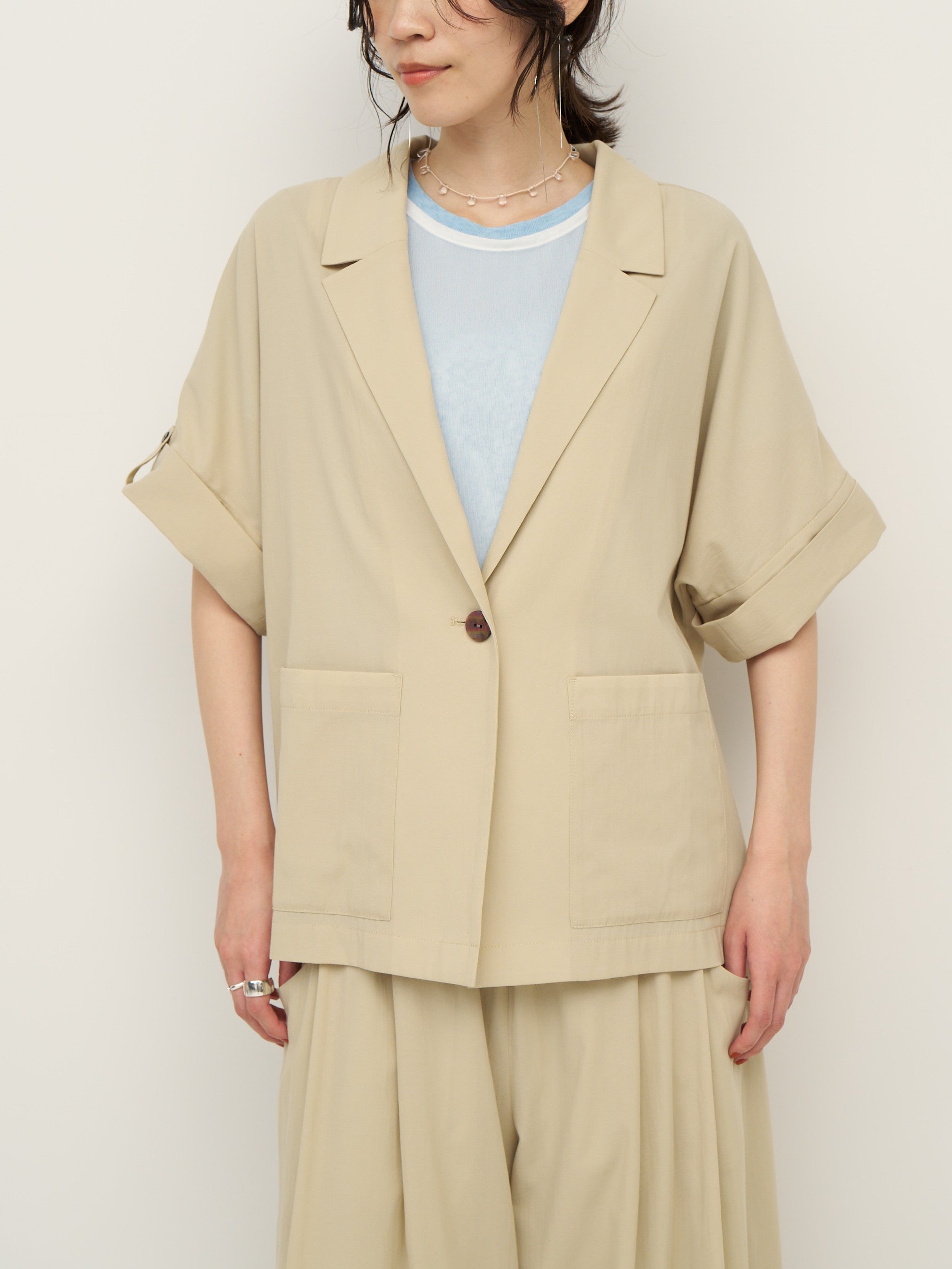 【CHIGNON】バックスリットシアージャケット/4862-331MK