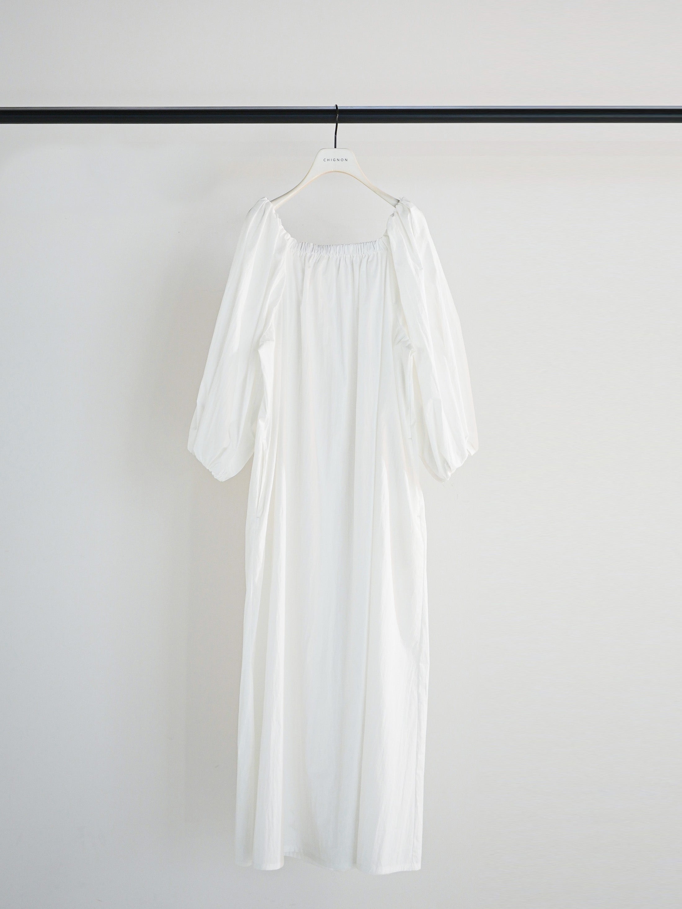 【CHIGNON】 ボリュームスリーブワンピース/5261-034MK