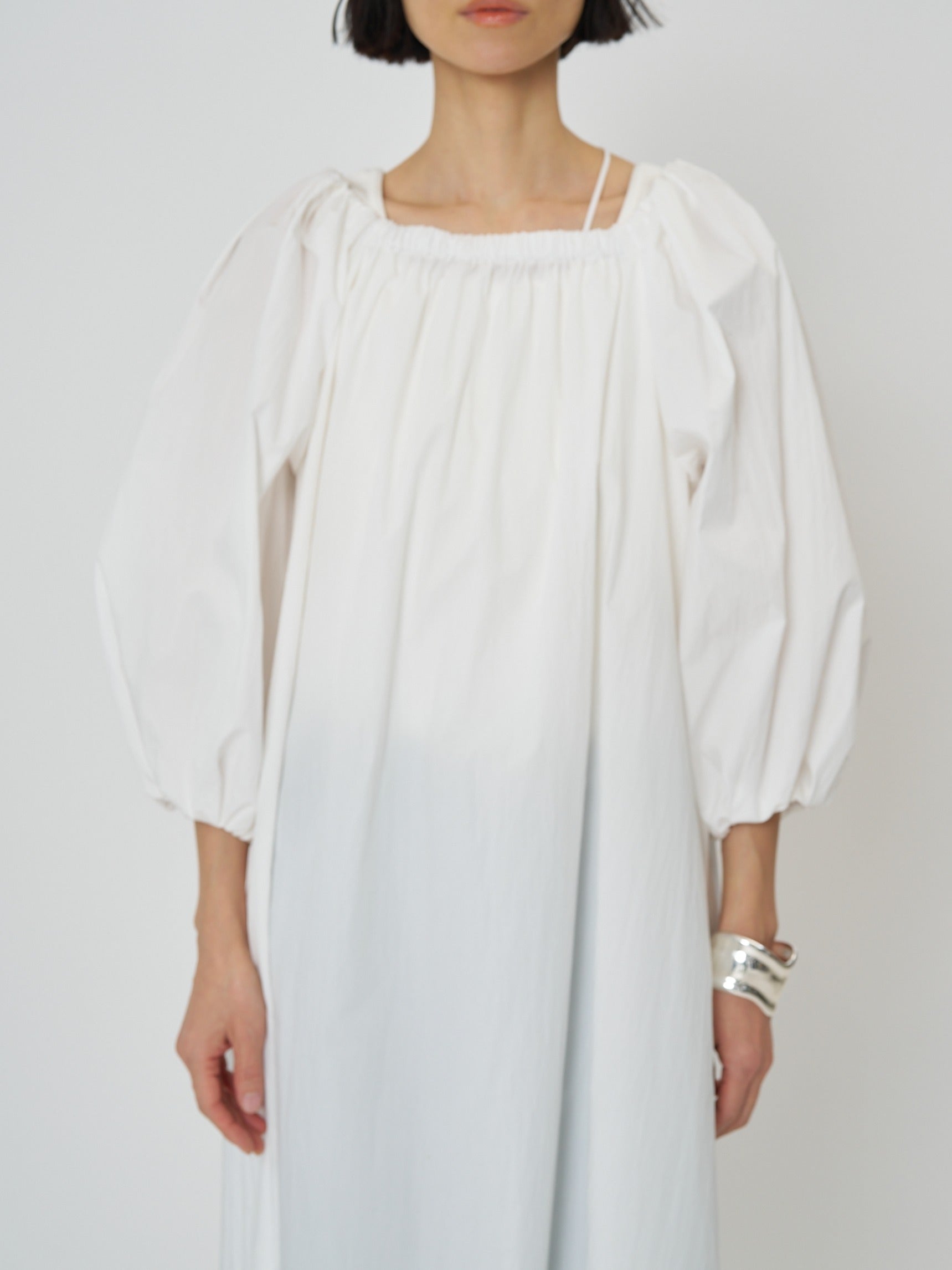 【CHIGNON】 ボリュームスリーブワンピース/5261-034MK