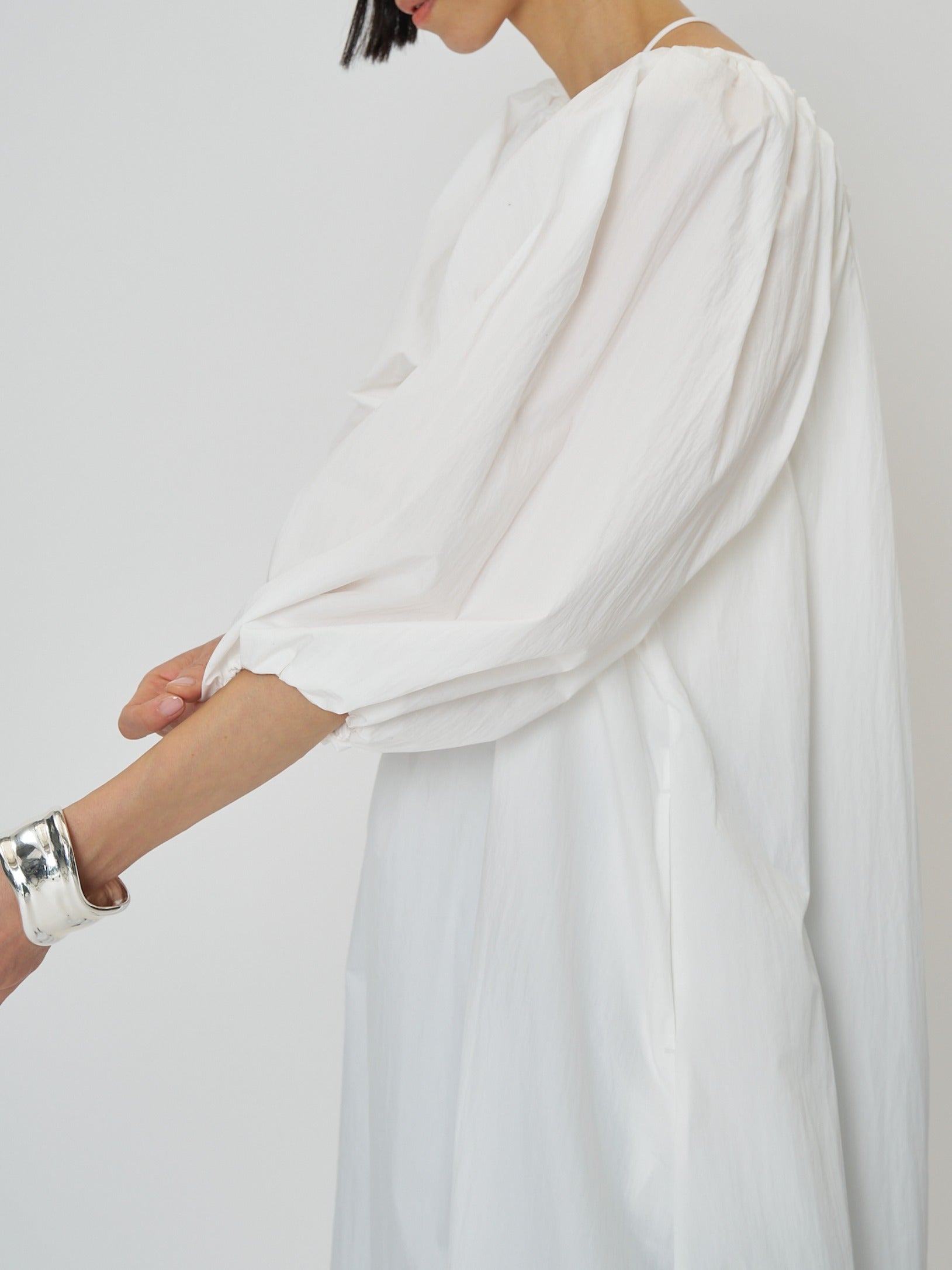 【CHIGNON】 ボリュームスリーブワンピース/5261-034MK