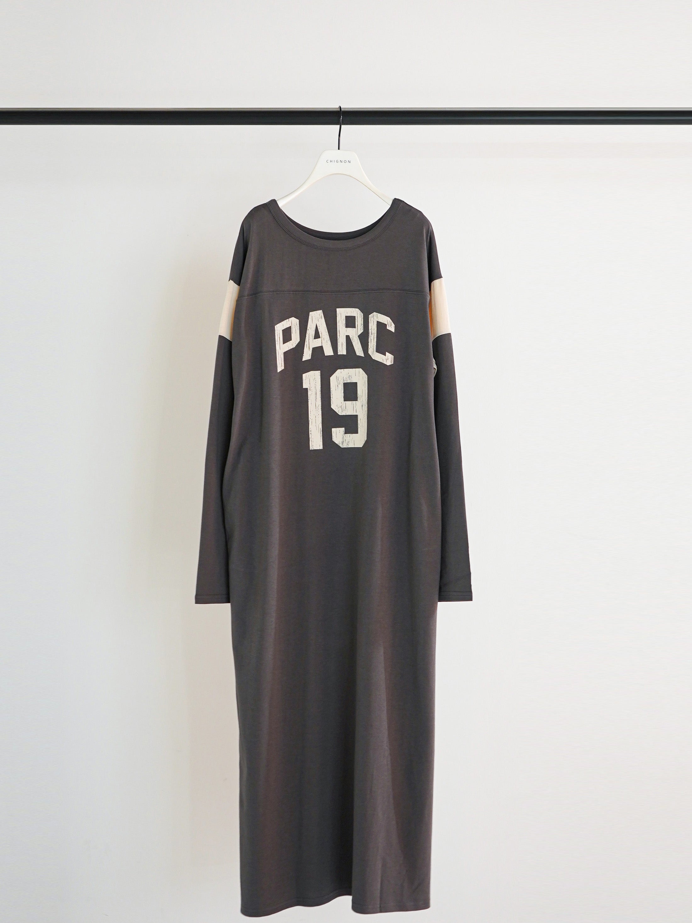 【CHIGNON】”PARC”プリントロングワンピース/5461-106KK