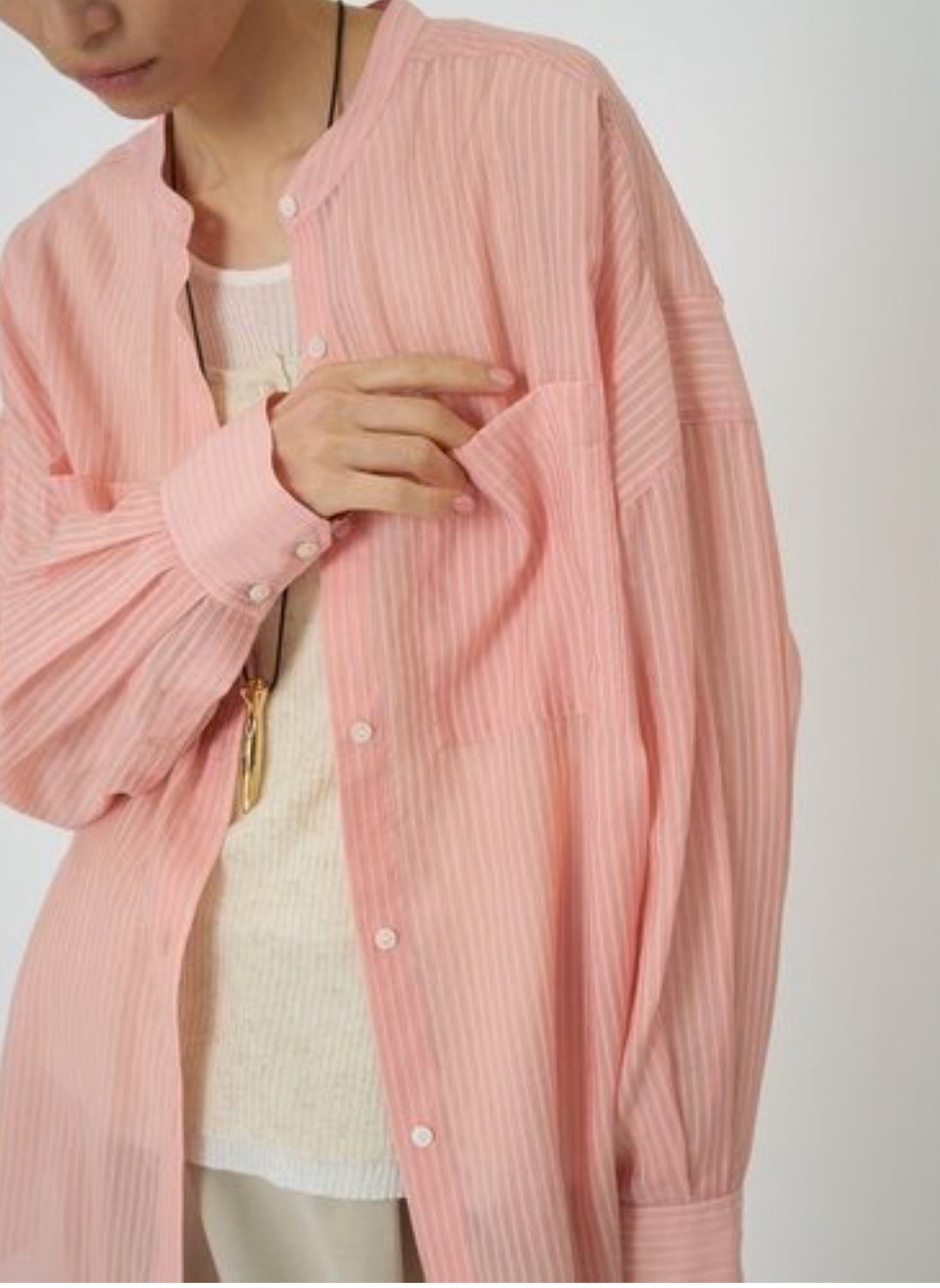 【CHIGNON】シアーストライプオーバーシャツ/1861-005KK