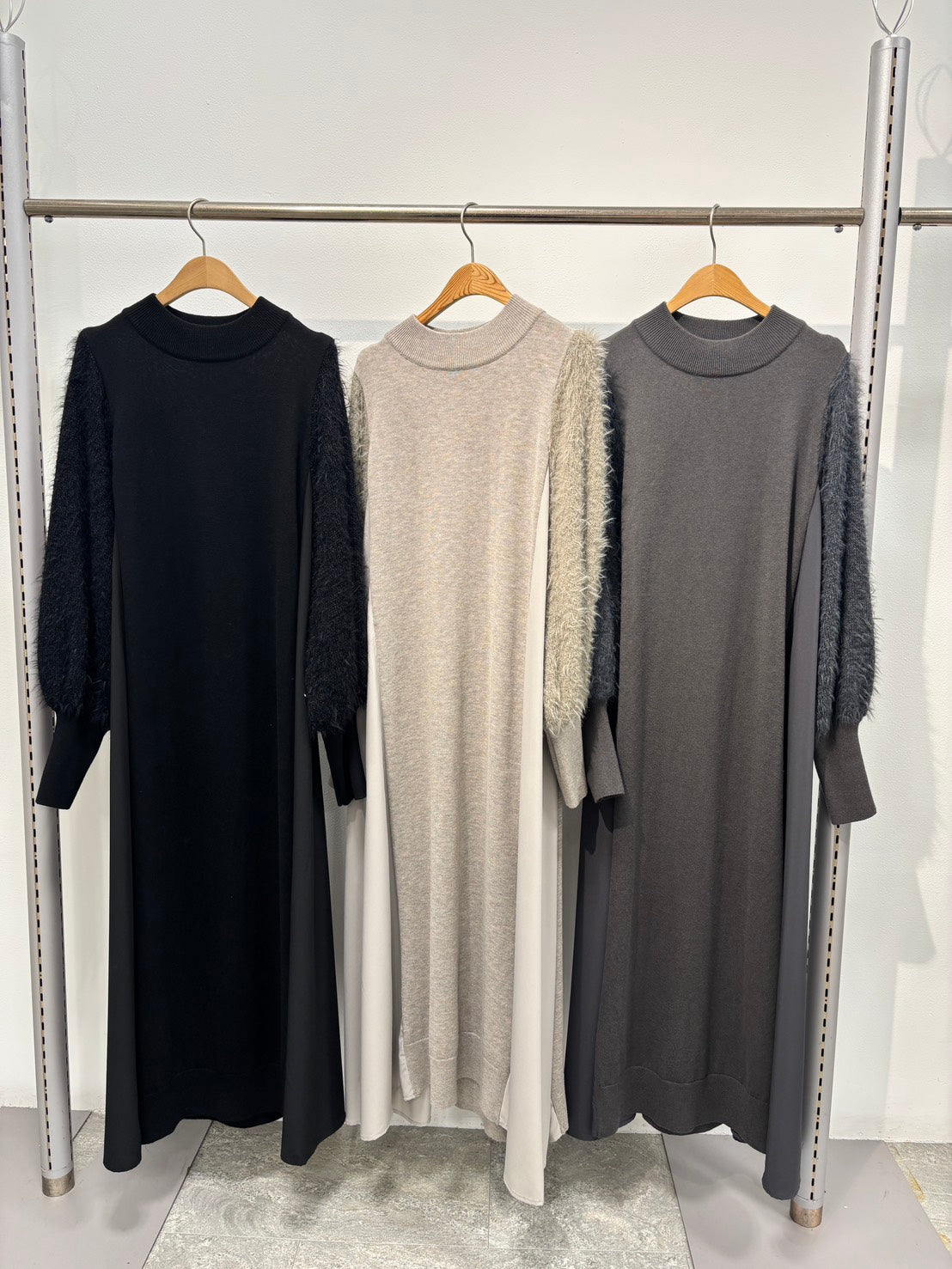 【ROSIEE】袖シャギー布帛ドッキングワンピース/R781217