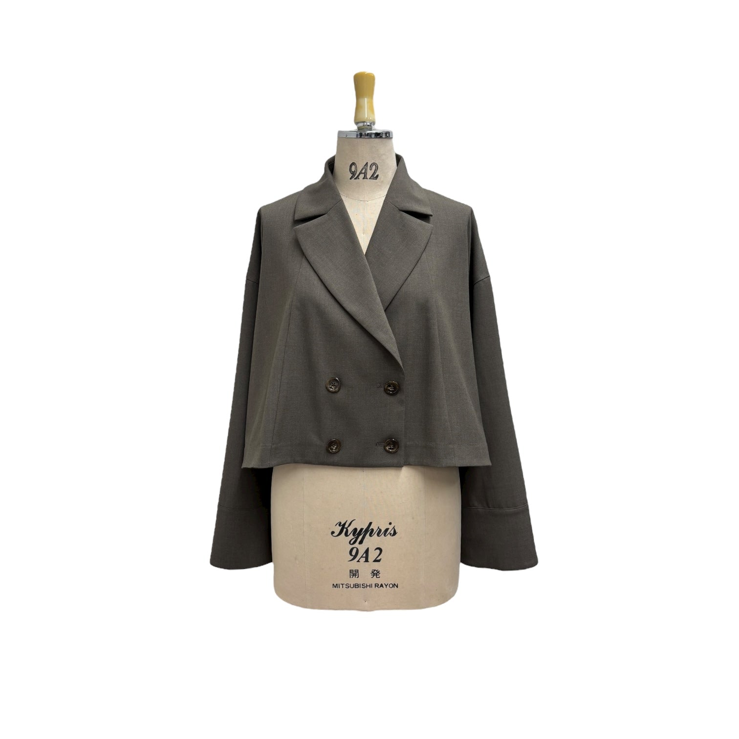 【ayane】ショート丈テーラードジャケット/816336