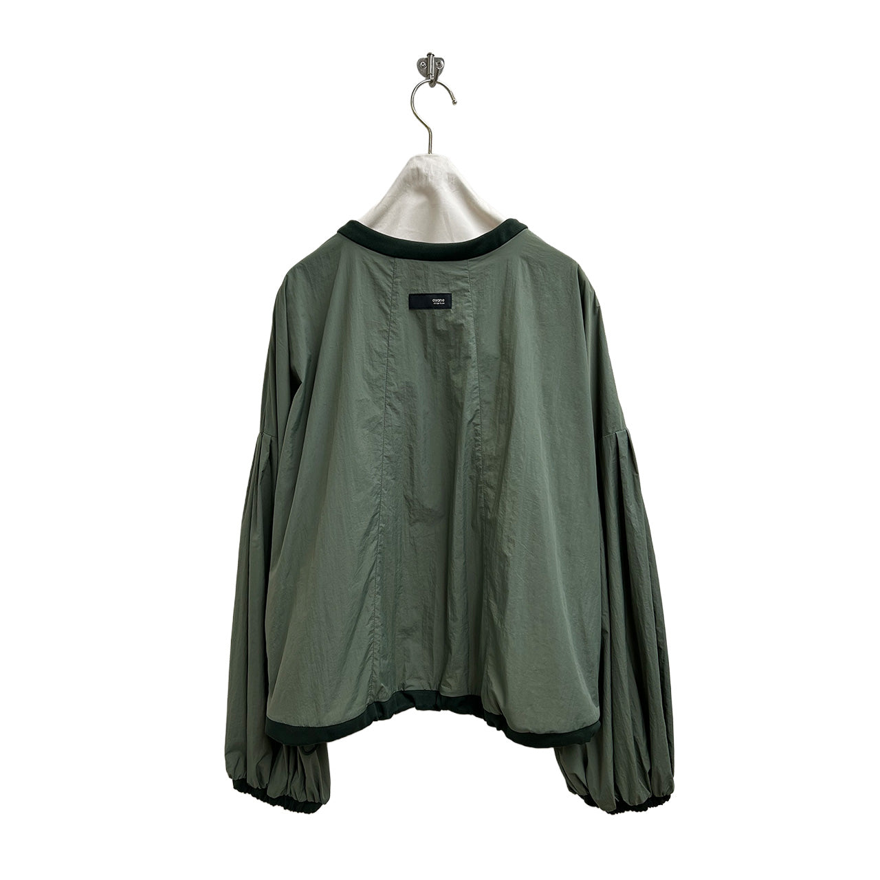 【ayane】UVプロテクション素材ボリューム袖ブルゾン/826529