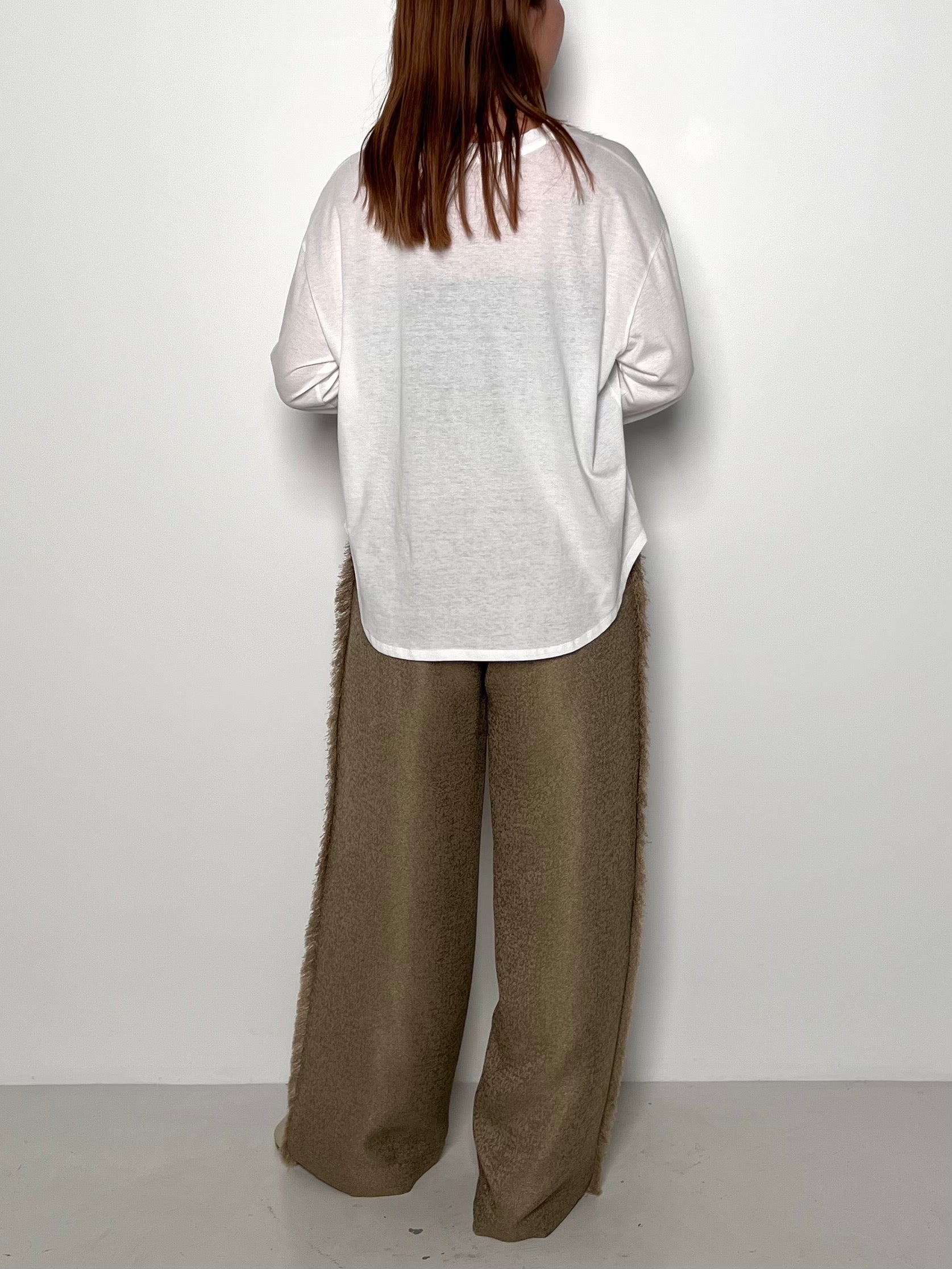 【CHIGNON】 "CHERIE"シンプルロゴT/8454-104KK