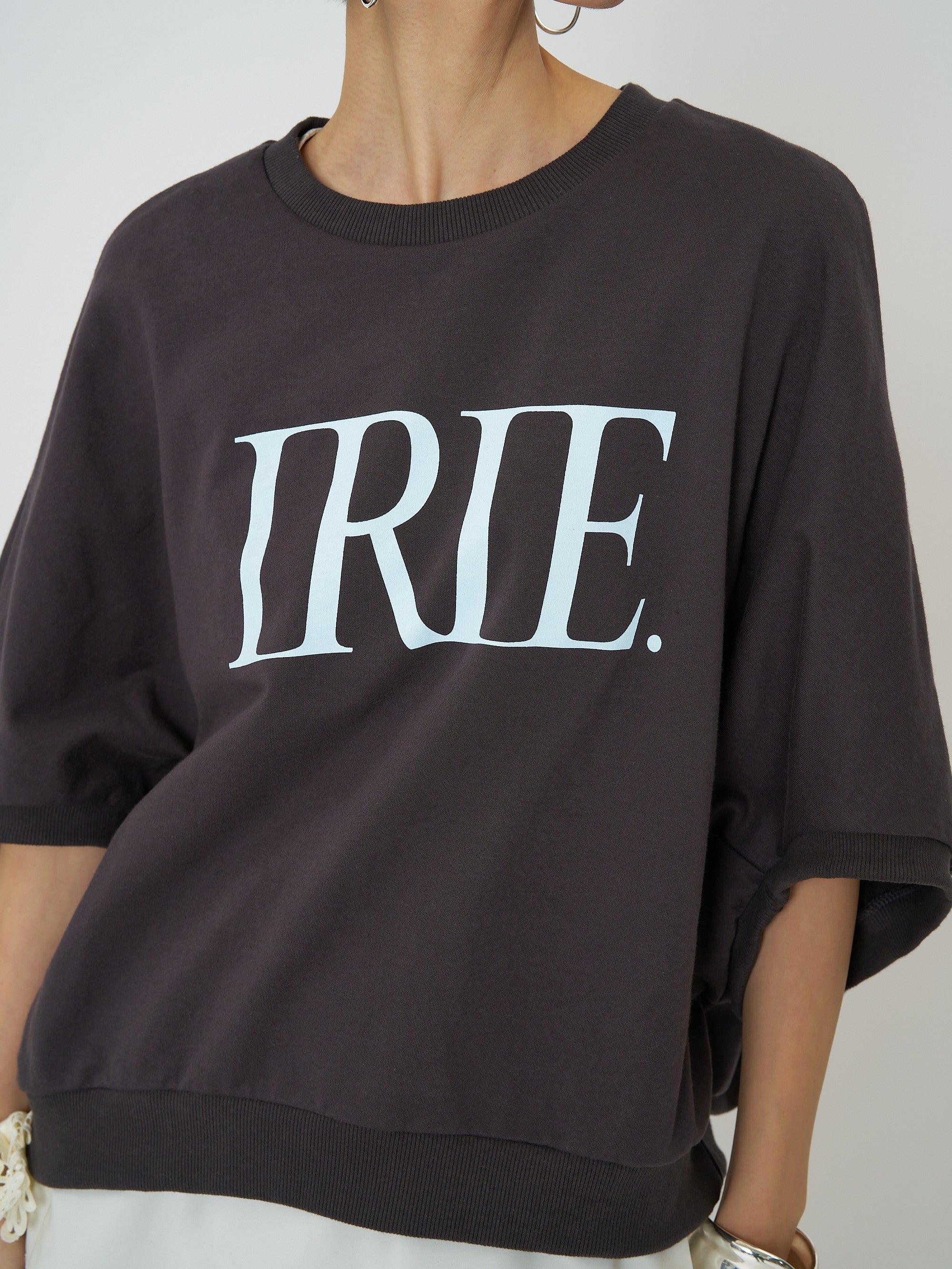 【CHIGNON】”IRIE”プリントドルマンプルオーバー/8461-105KK