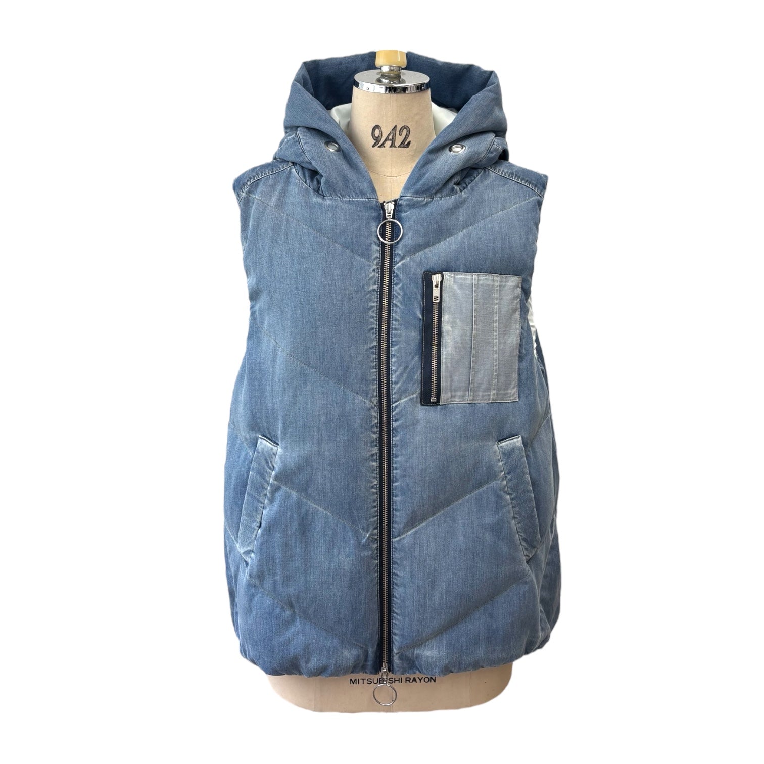 【ayane】ダンガリーダウンベスト/875823