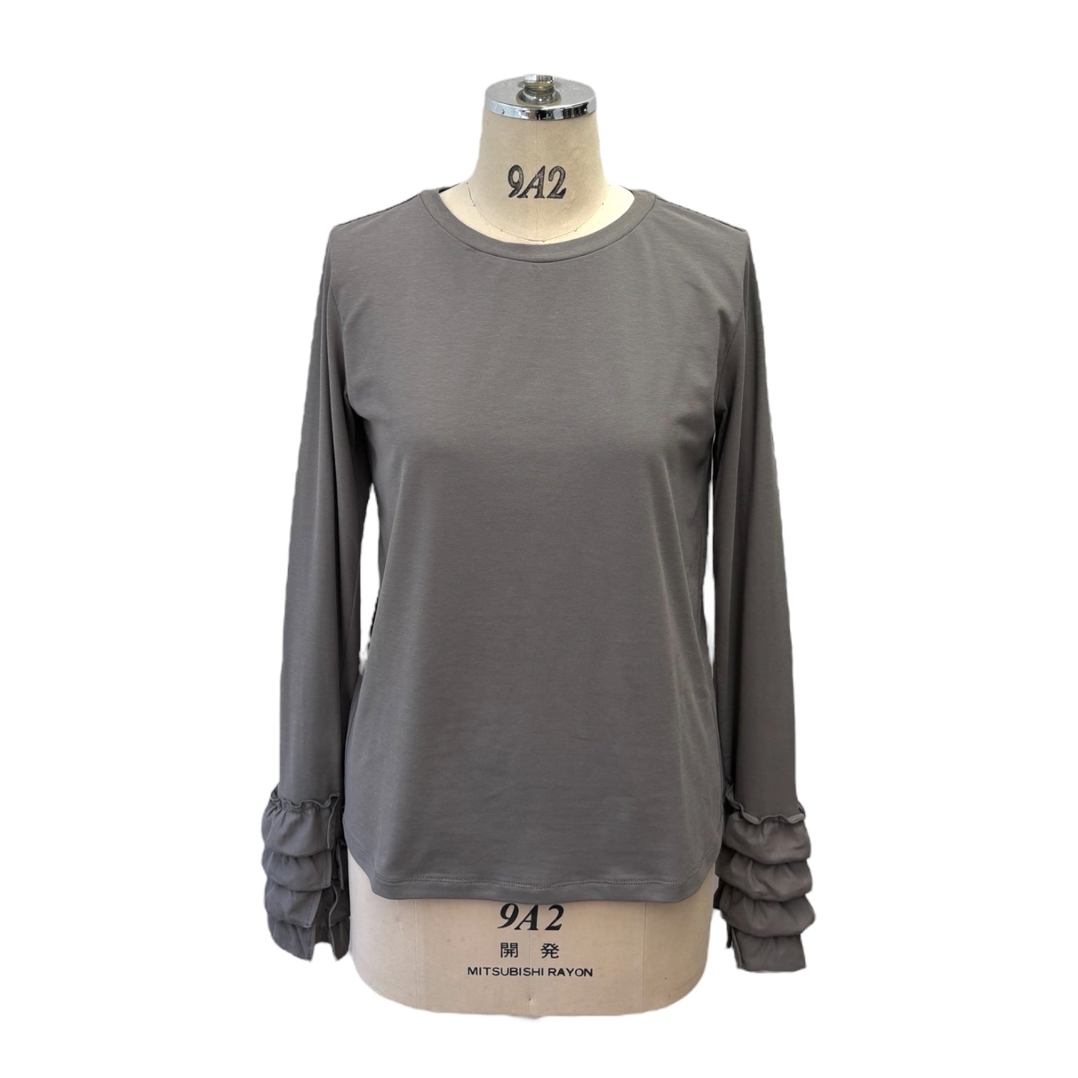 【ayane】ティアードフリルカフロンT/896131