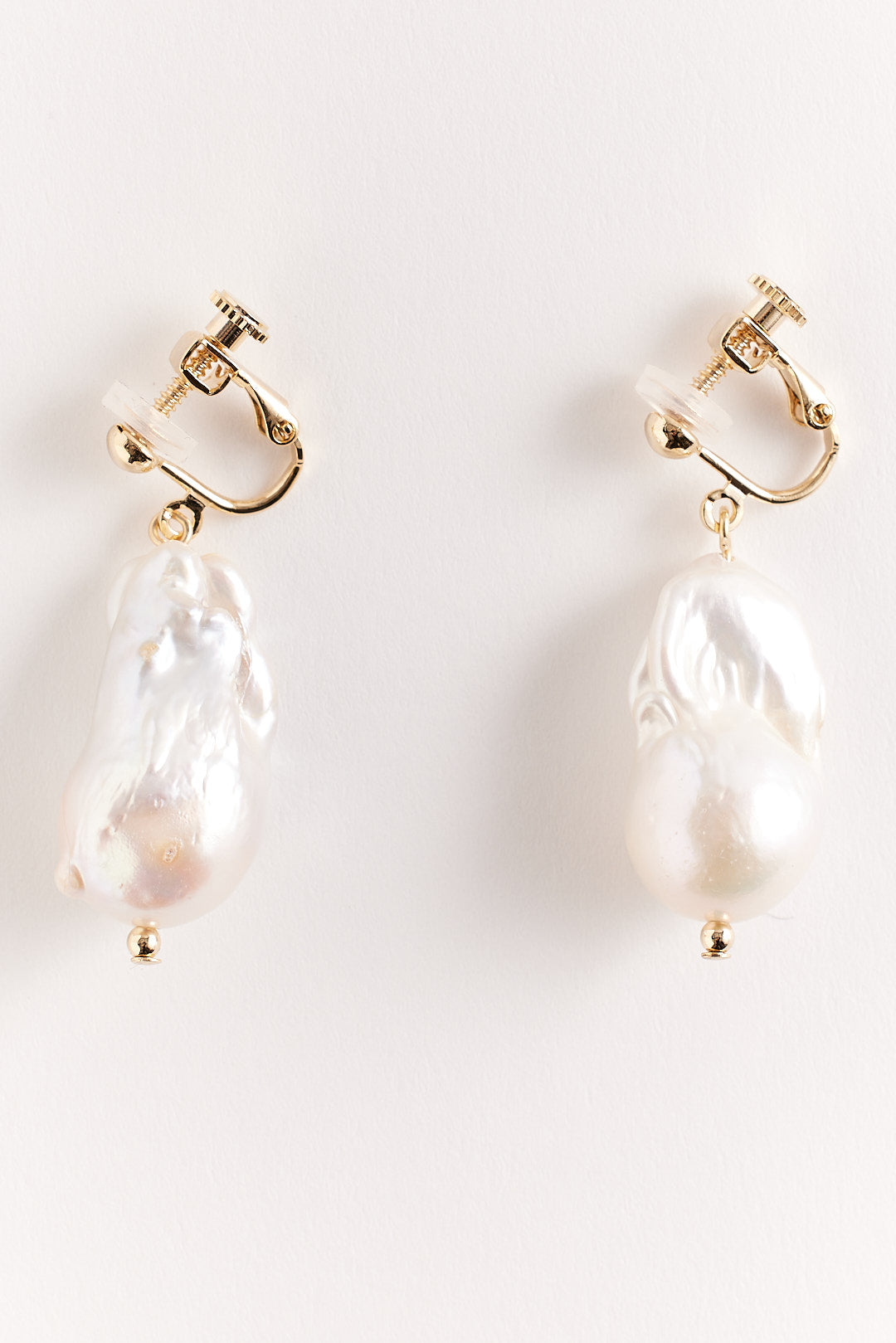 【STELLA CIFFON】オイスターフレッシュパールピアス・イヤリング/AST1-26P08/AST1-26E08