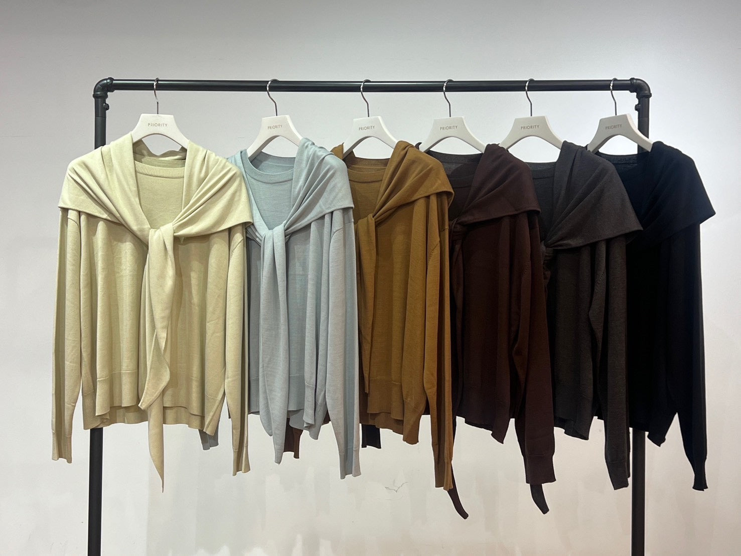 【PRIORITY】ストール付ニット/P66117KR