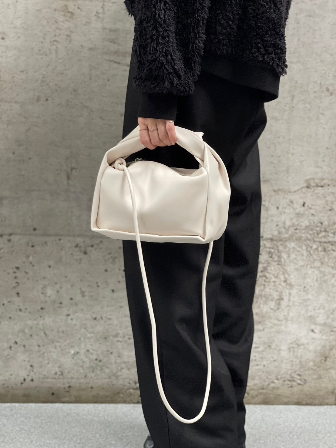 【AGAWD】ツイストバック/ 2417-921692