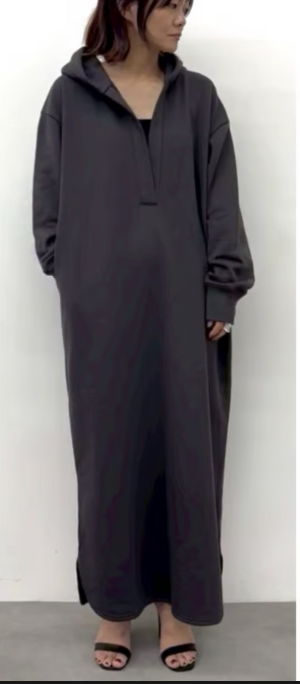 【CLOCHE】裏起毛スキッパーフーディーワンピース/552-85734