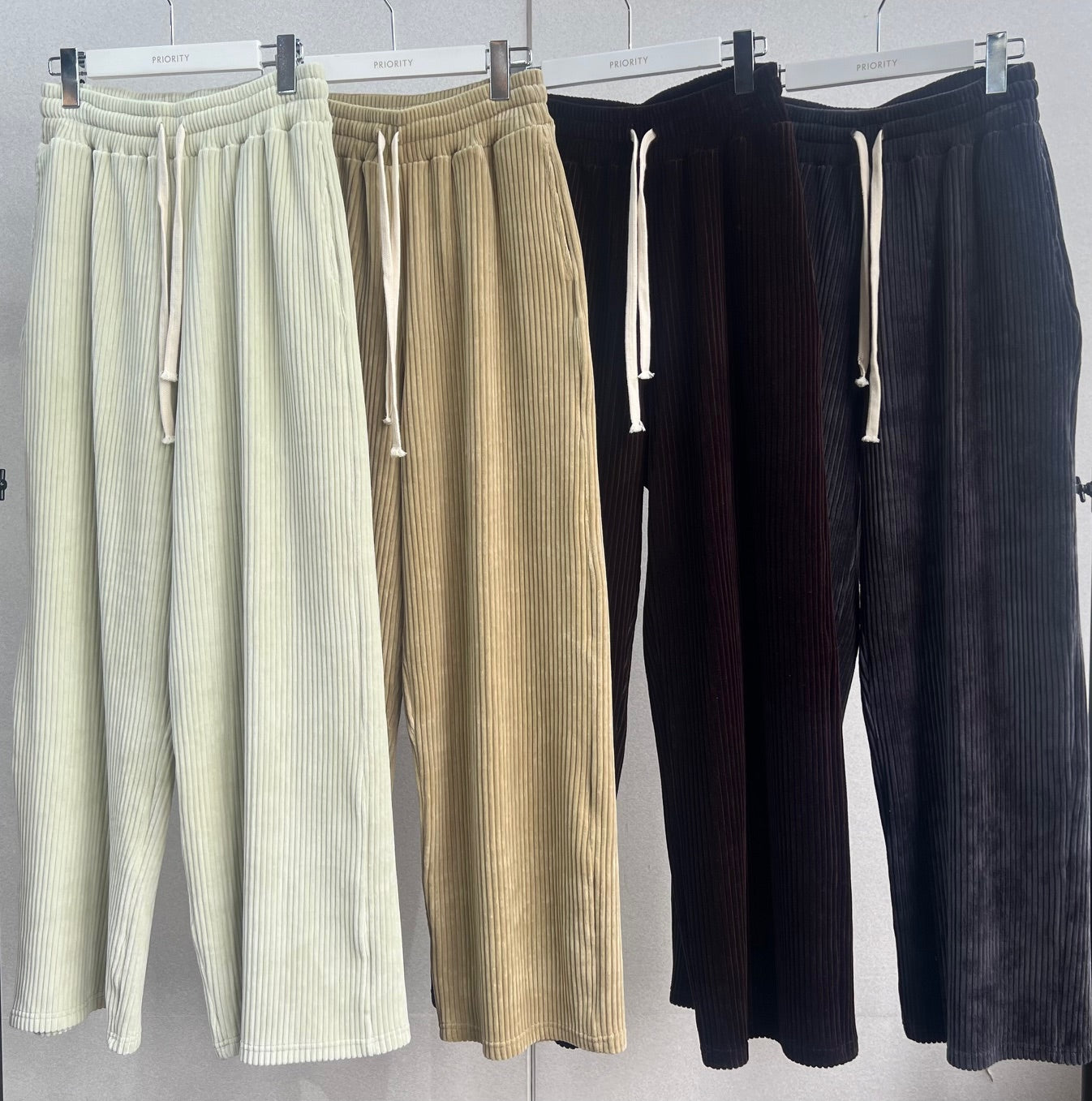 【PRIORITY】ライトコーデュロイ裾ドロスト2wayワイドパンツ/P57111BF