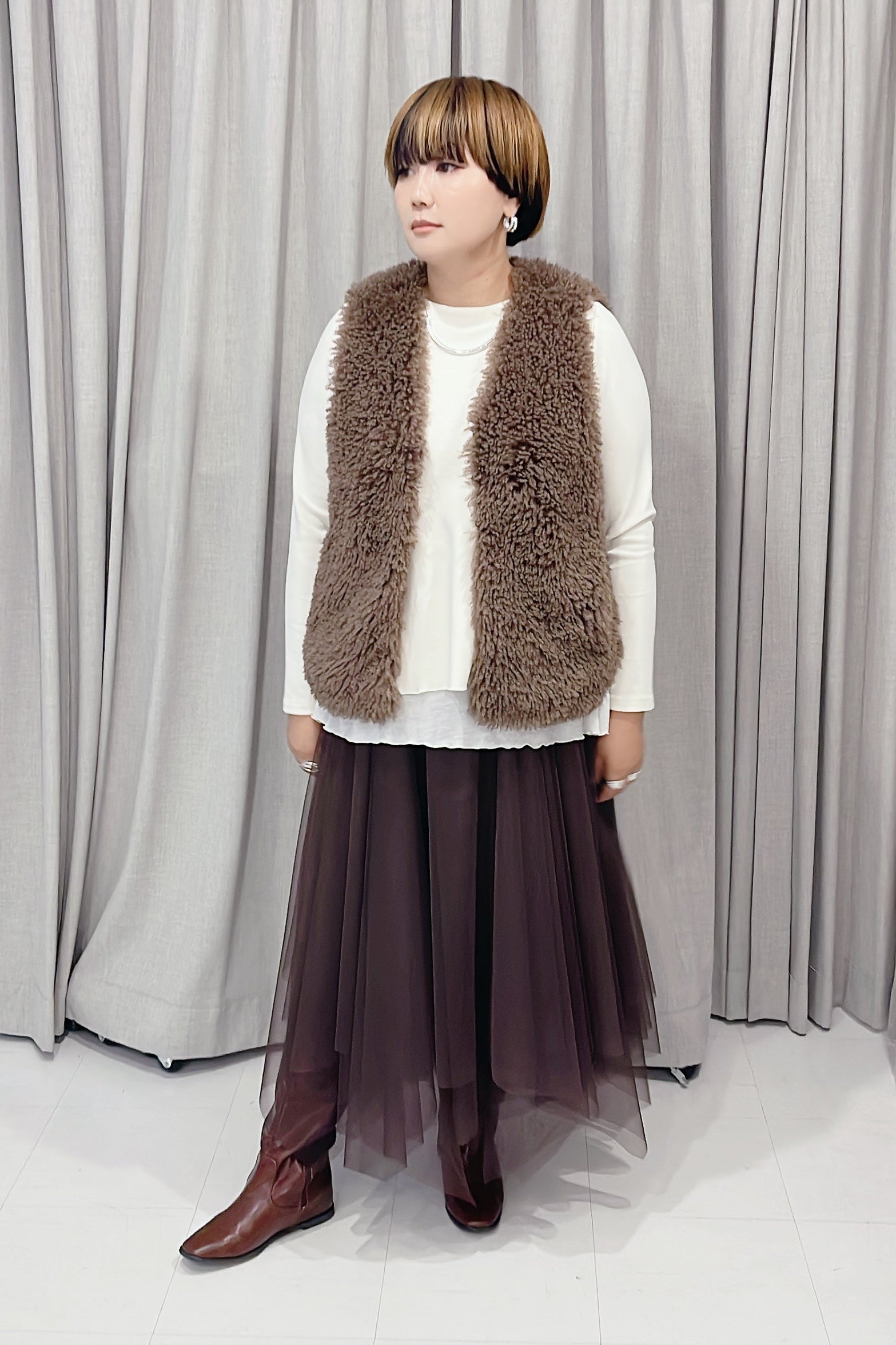 【ayane】プードルファーベスト/875805