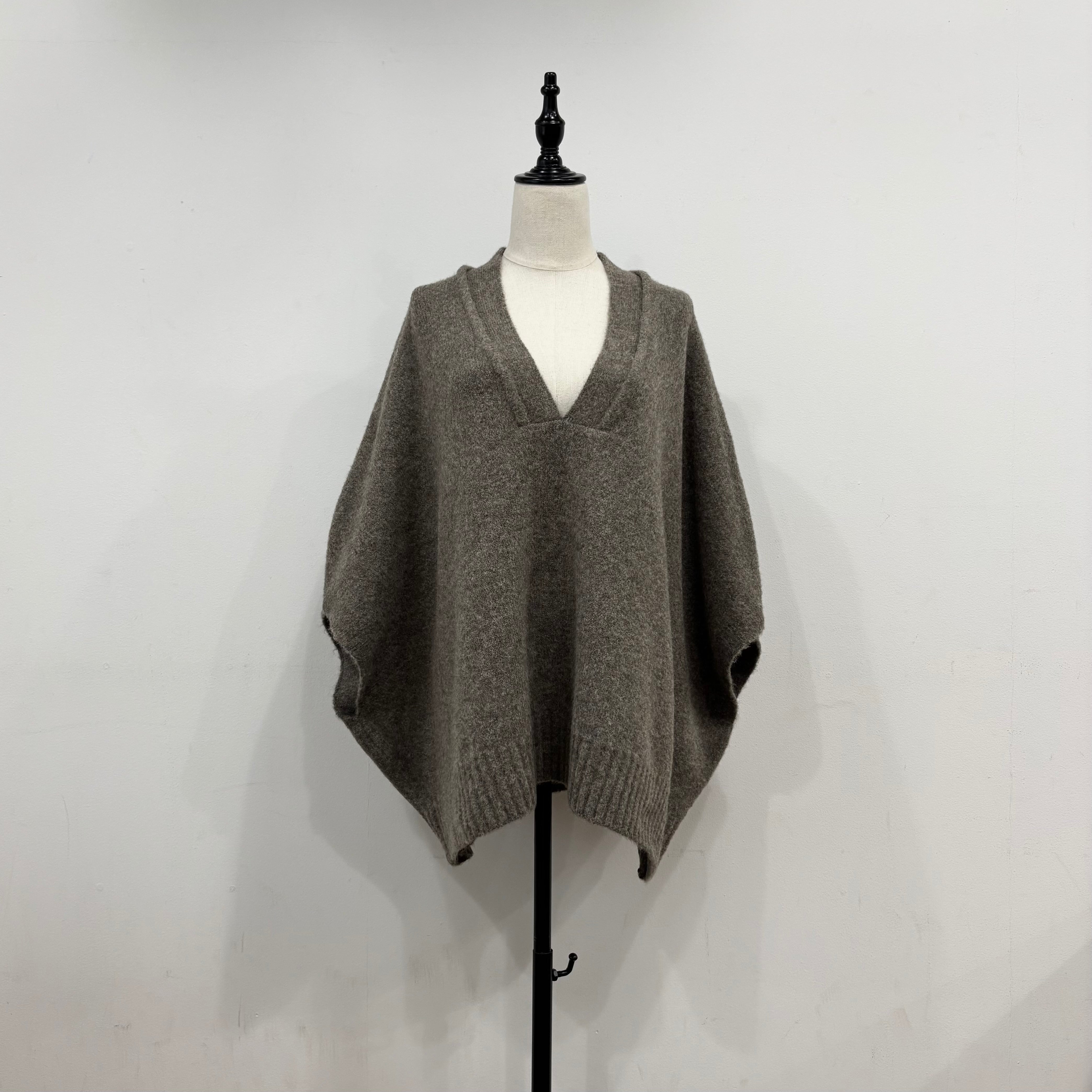 【siro de labonte】Vネックポンチョベスト/R553108