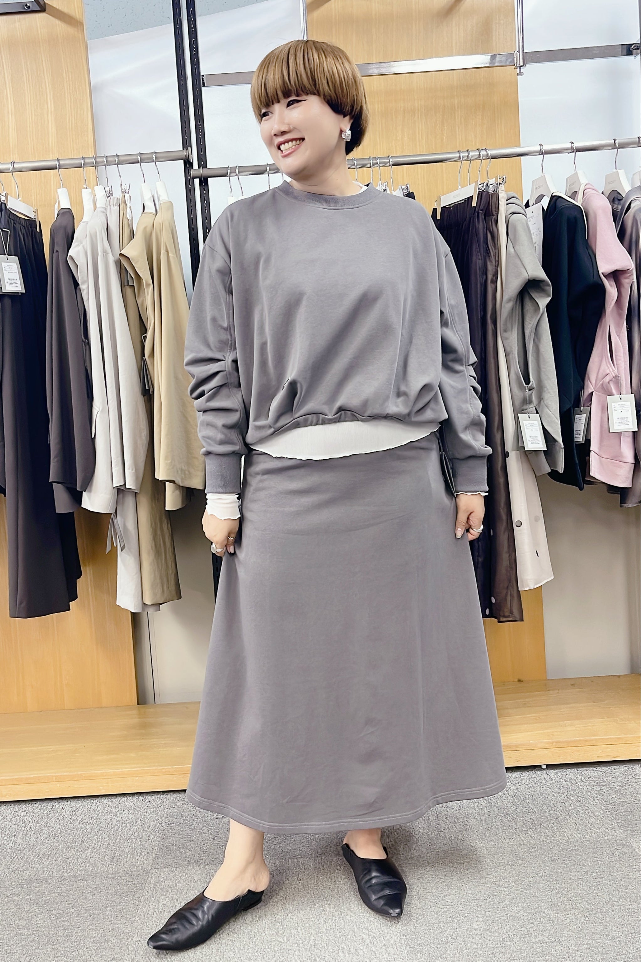 【PRIORITY】袖タック裾ドロストプルオーバー/P61043HW