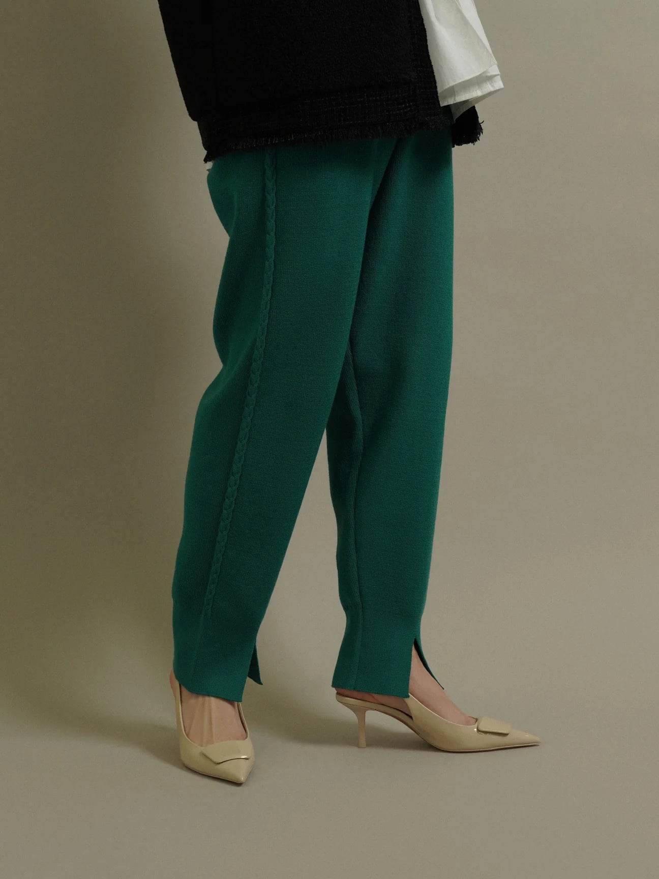 【CYAN TOKYO】ケーブルラインニットジョガー/404245