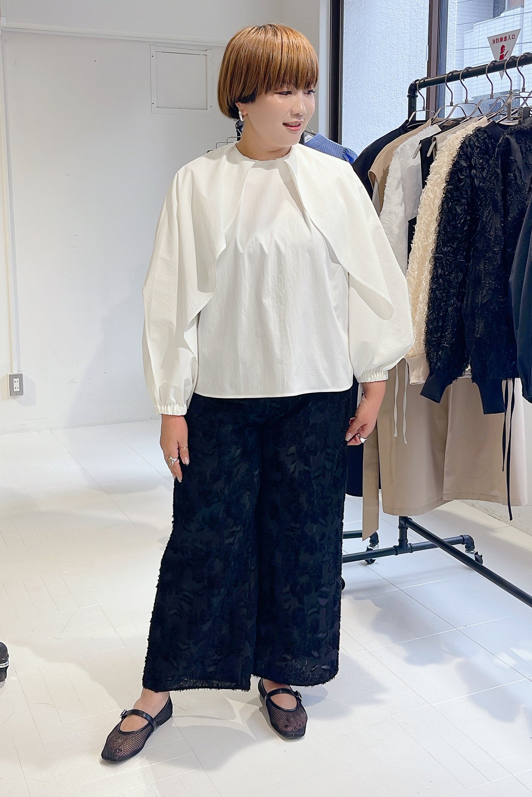 【STELLA CIFFON】ウォーターリペレントフリルブラウス/ST1-26403