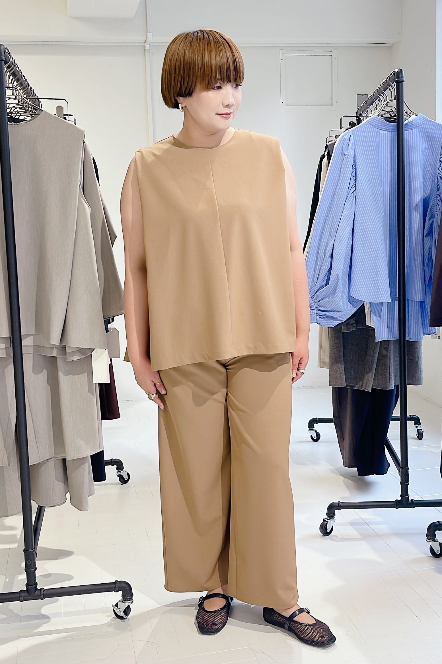 【STELLA CIFFON】ウォースフィルツイルスリーブレスブラウス/ST3-26405