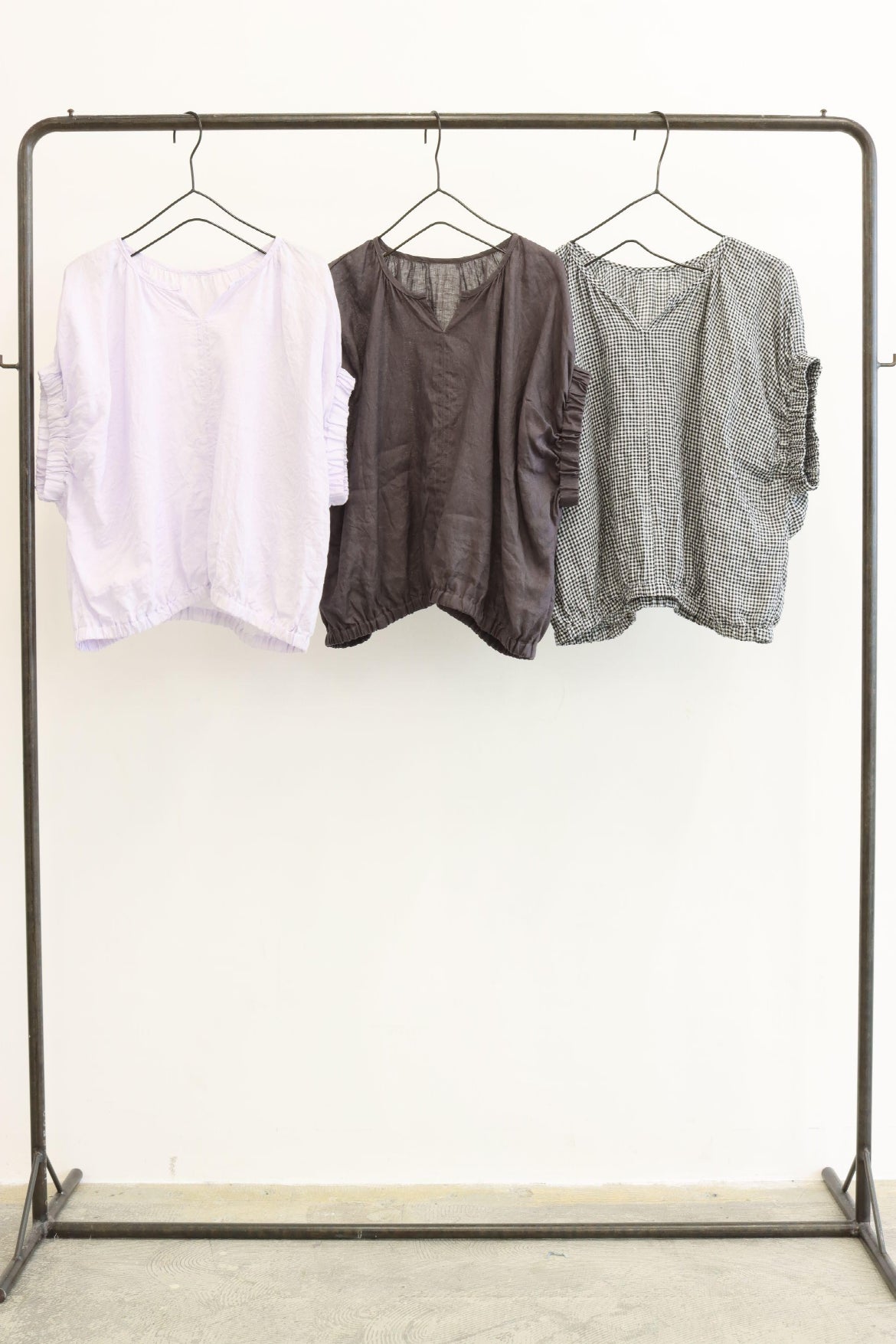 【LE MÉLANGE】フレンチリネンギャザーブラウス/8623204