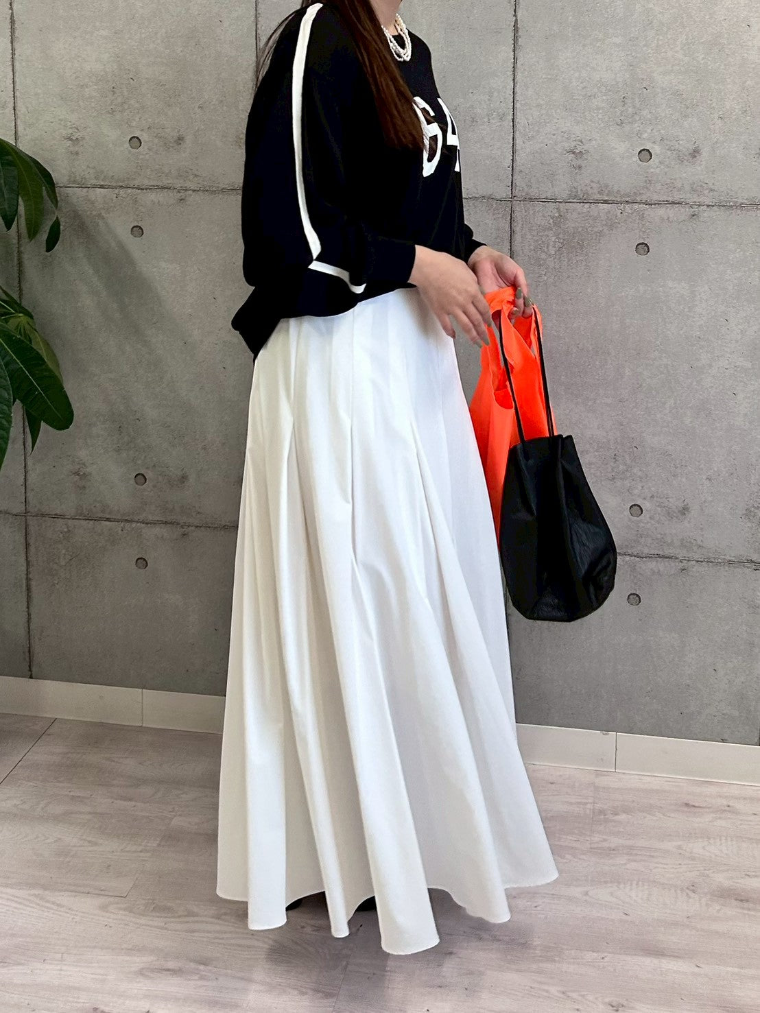 【ROSIEE】ナンバープリント袖配色ラインニット/R781245