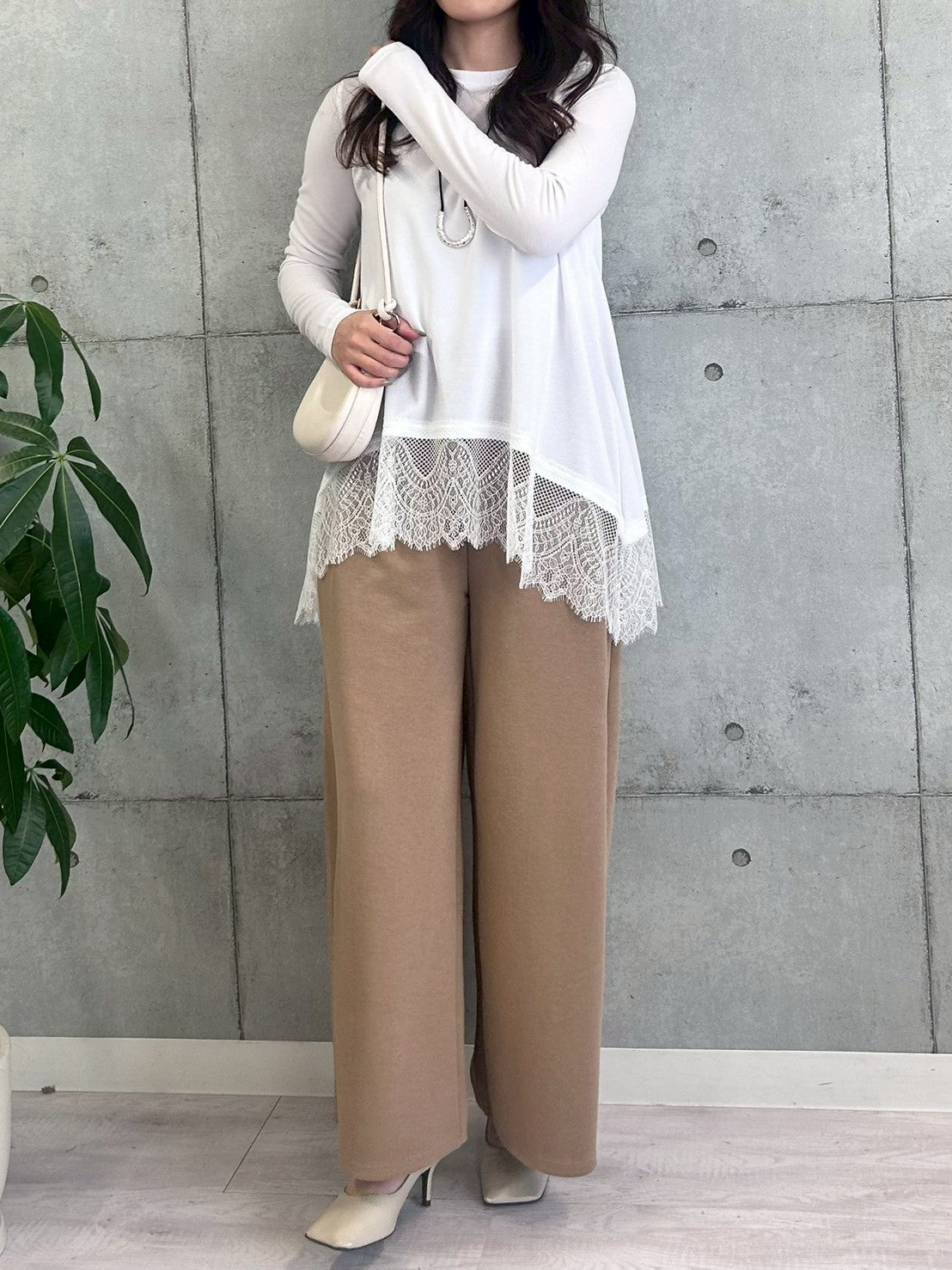 【ROSIEE】大人可愛い裾レーストップス/R780333