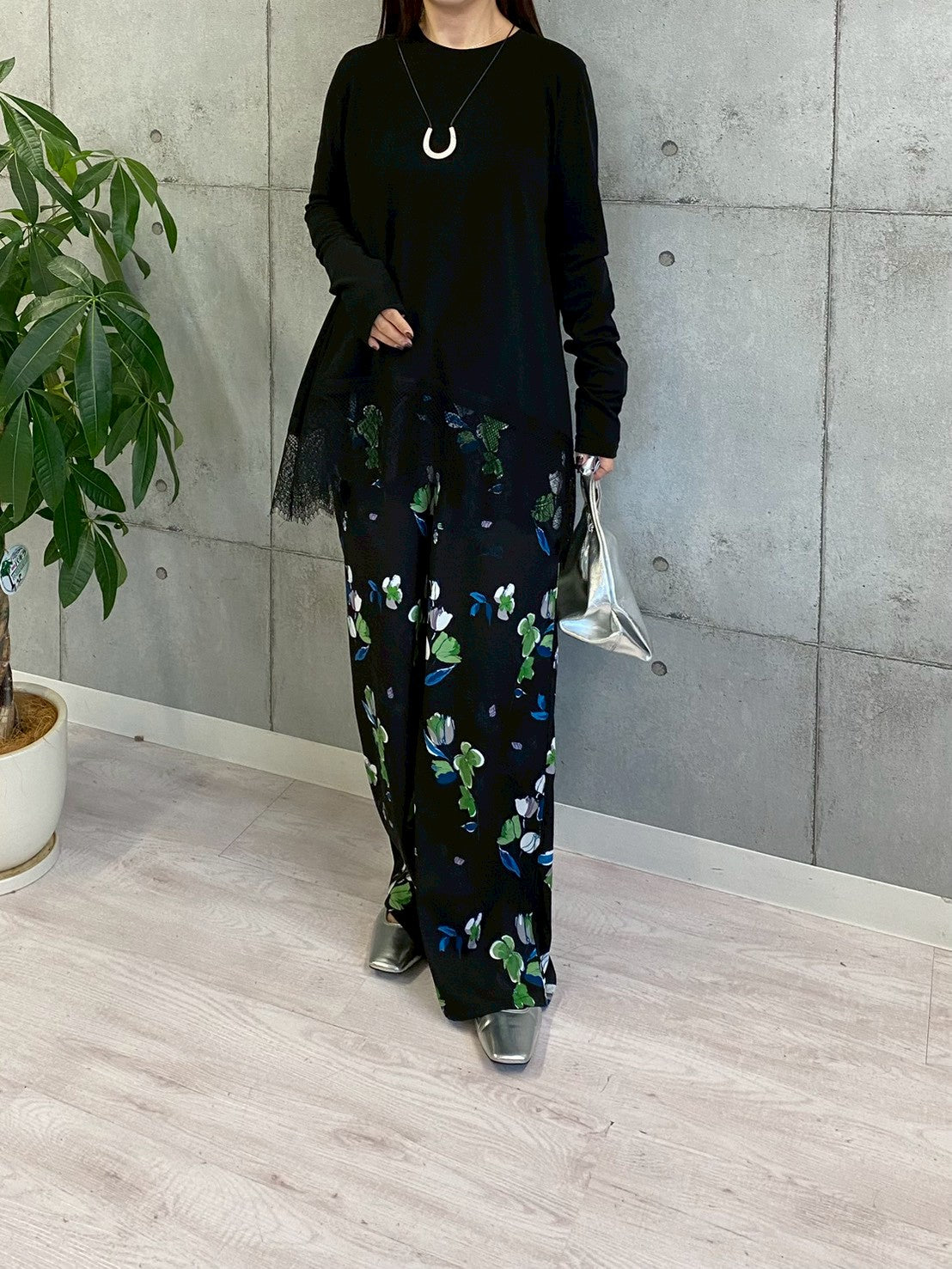 【ROSIEE】大人可愛い裾レーストップス/R780333