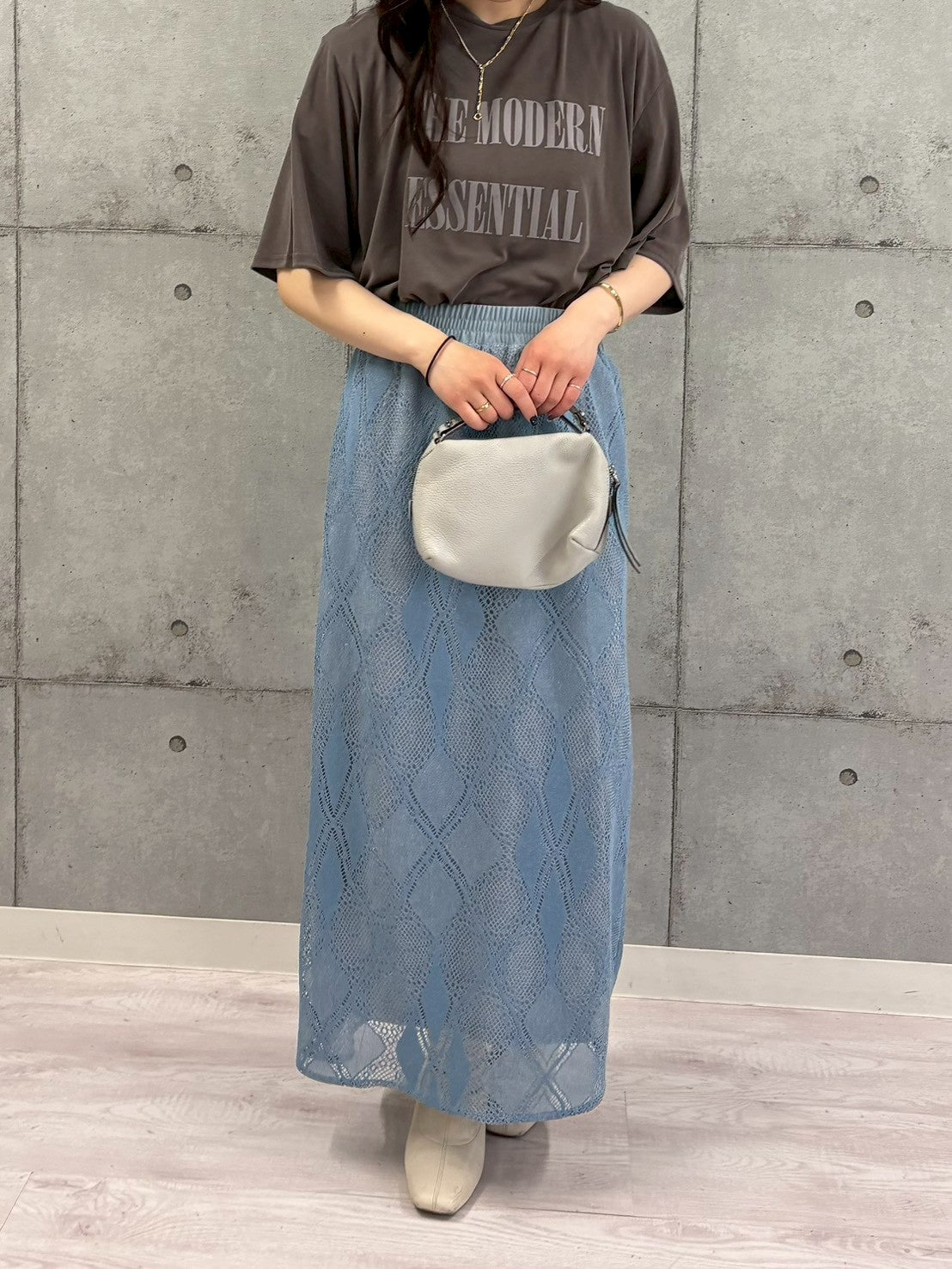 【ROSIEE】ソフトな風合いフロッキープリントTシャツ/R810317