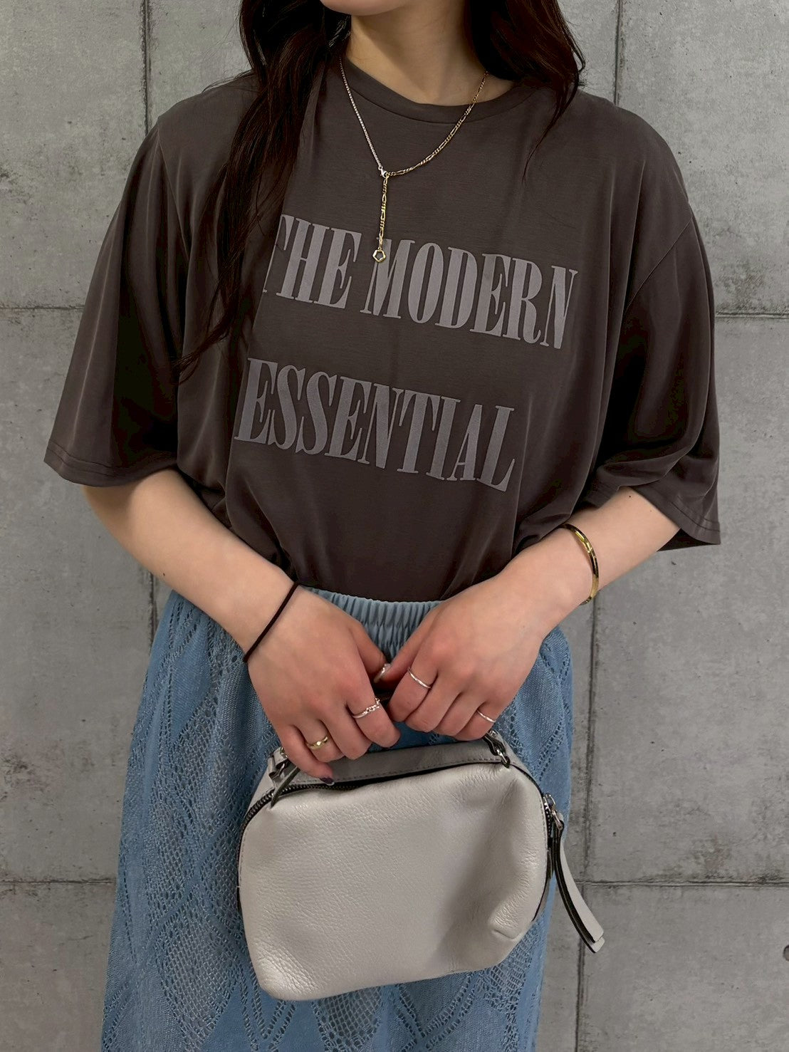 【ROSIEE】ソフトな風合いフロッキープリントTシャツ/R810317