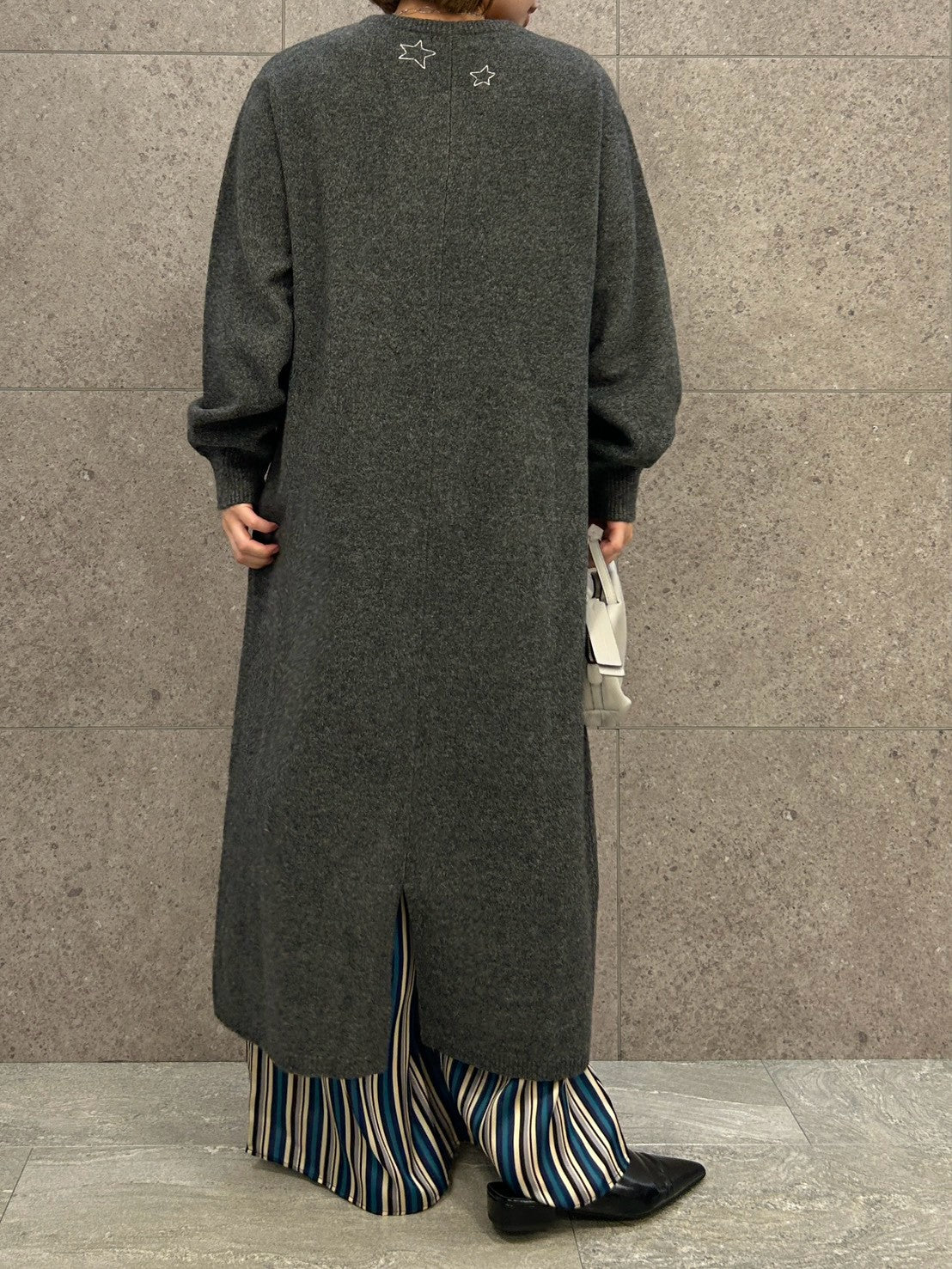 【ROSIEE】レタリング刺繡ニットワンピース/R891203